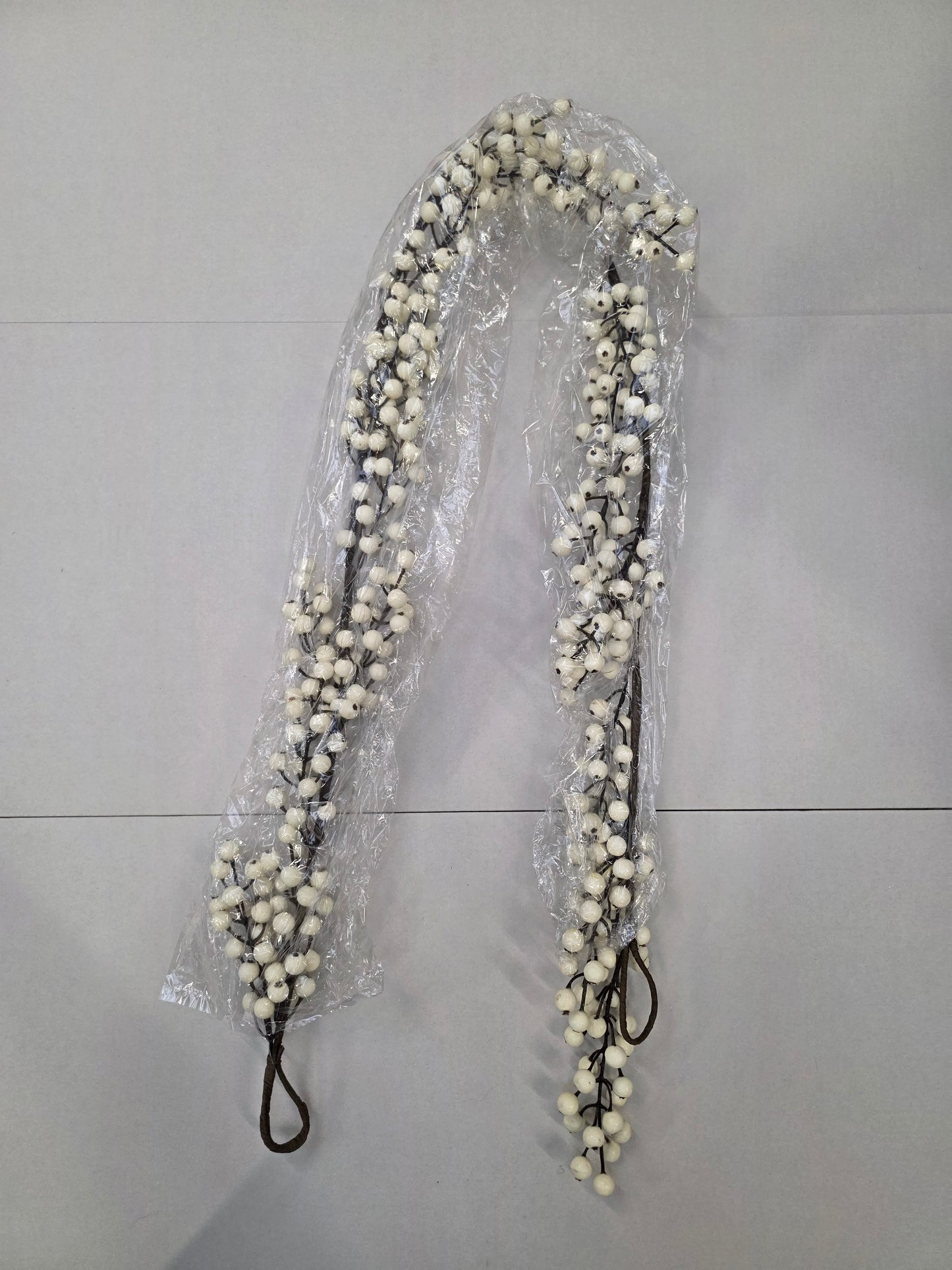Garland Winter Berry Garland White 152cm
