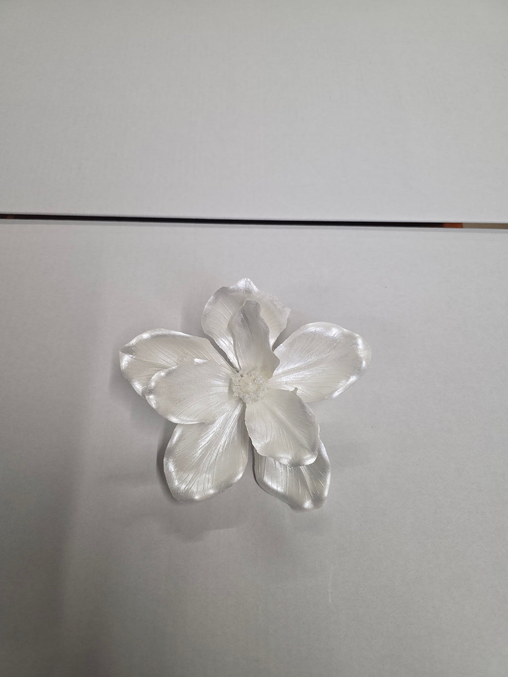 Clip Magnolia Ivory 16cm