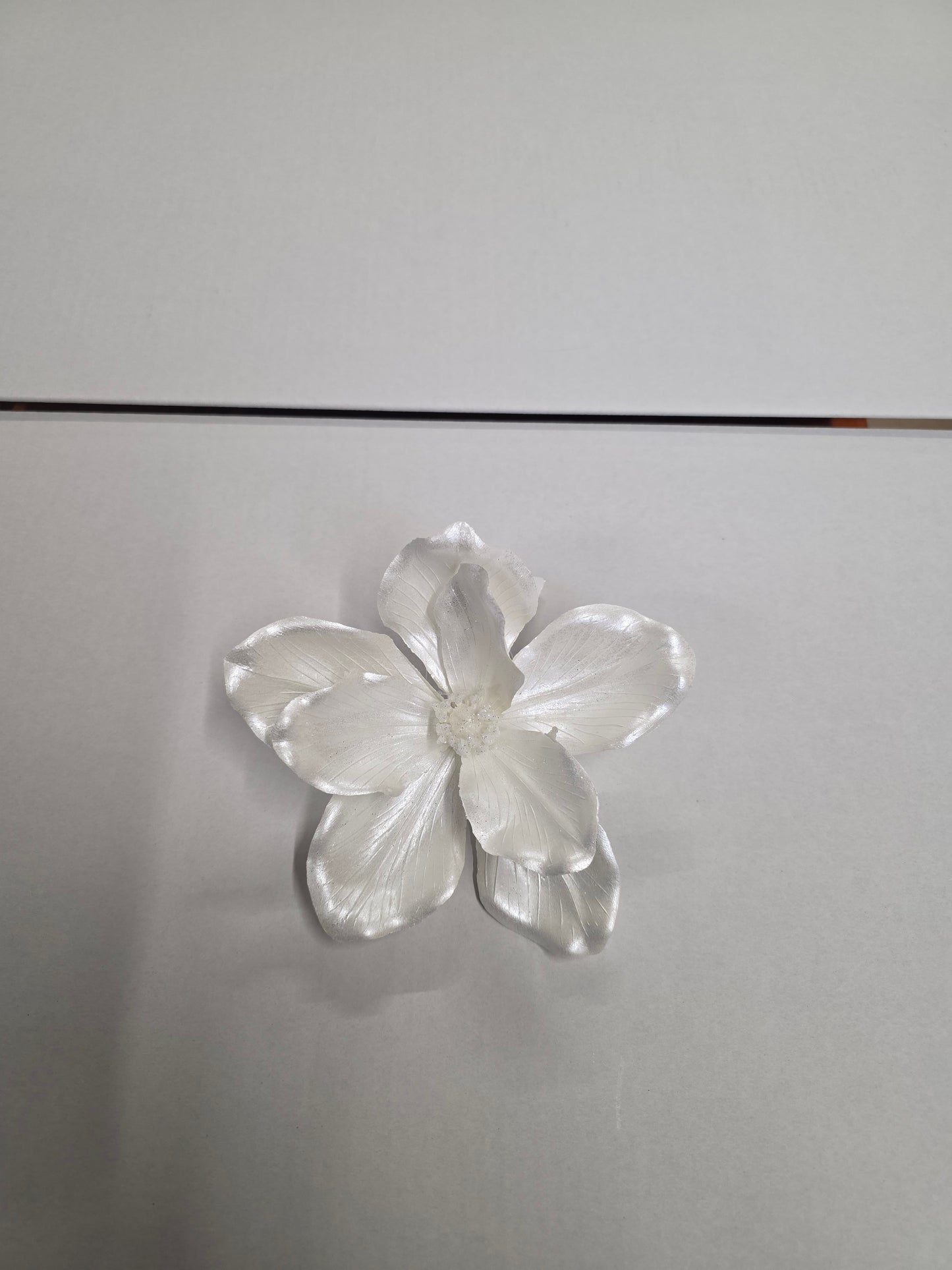 Clip Magnolia Ivory 16cm