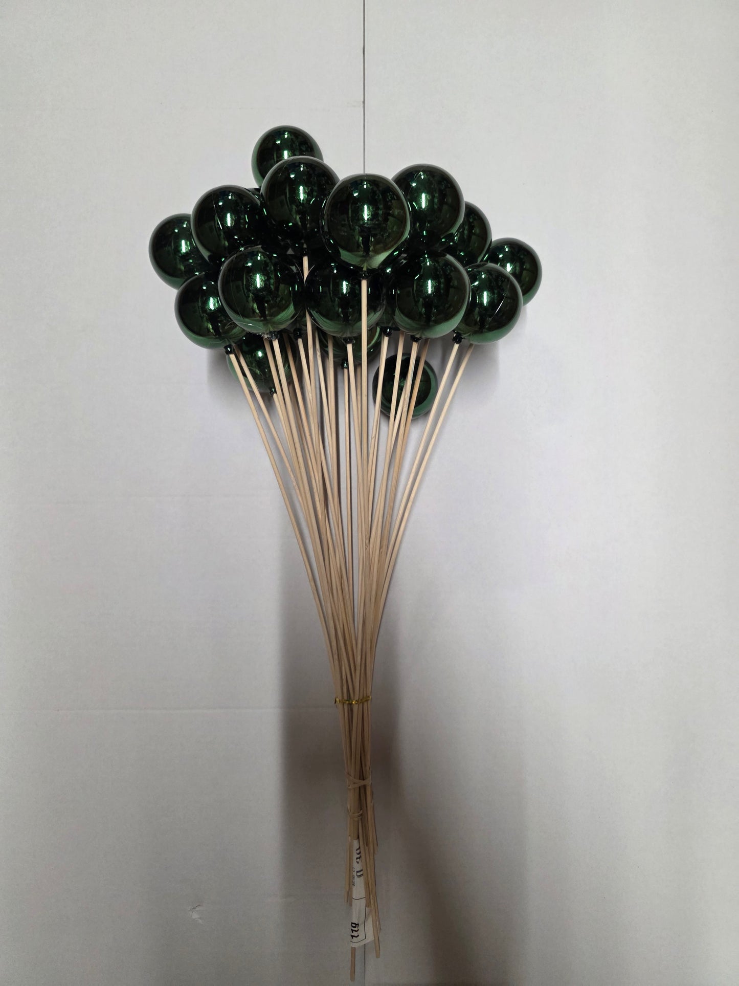 Pick Bauble 6cm Shiny Green 50cm (Pack of 25 pieces)