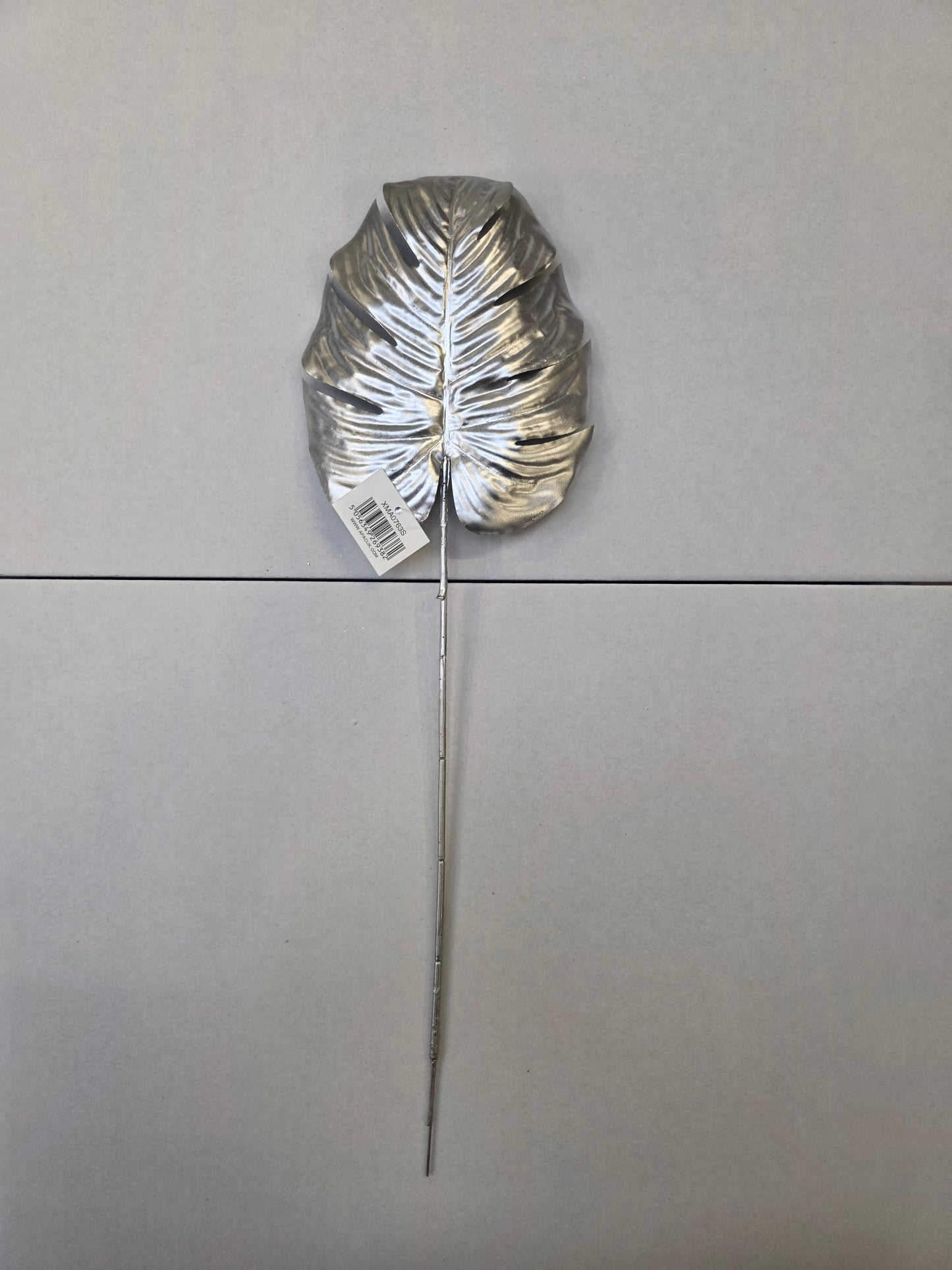 Metallic Monstera Leaf Sml Silver  (PACK OF 3)