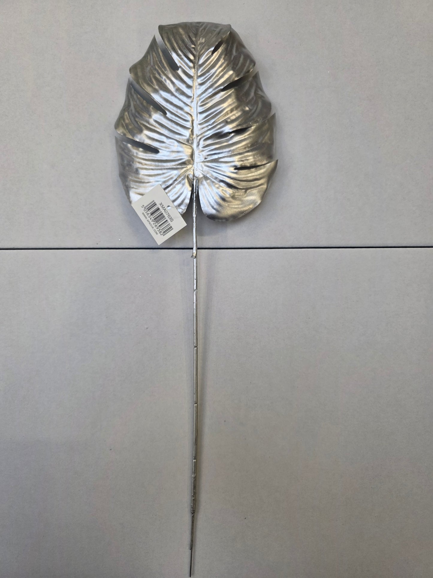 Metallic Monstera Leaf Sml Silver  (PACK OF 3)