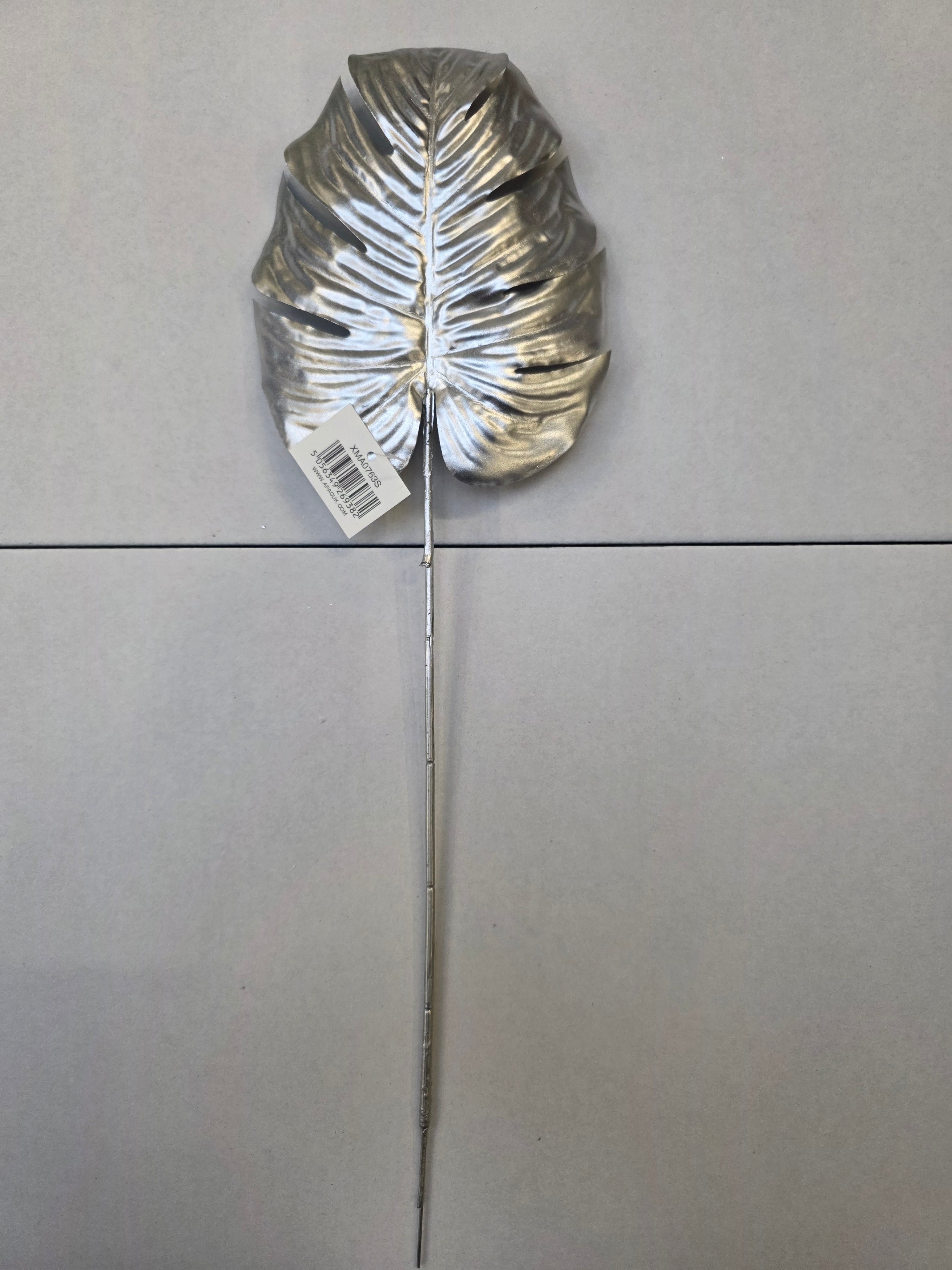 Metallic Monstera Leaf Sml Silver  (PACK OF 3)