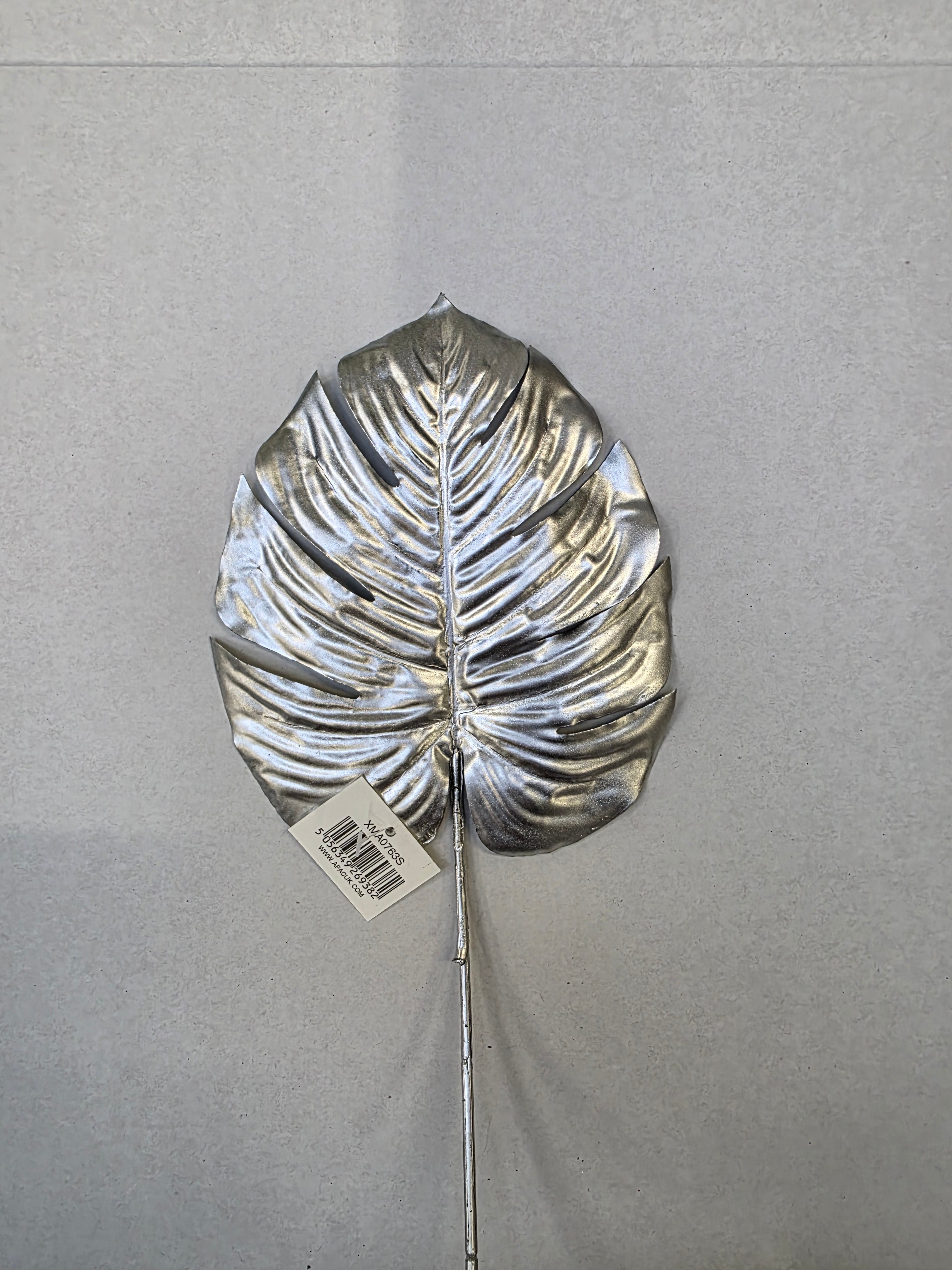 Metallic Monstera Leaf Sml Silver  (PACK OF 3)