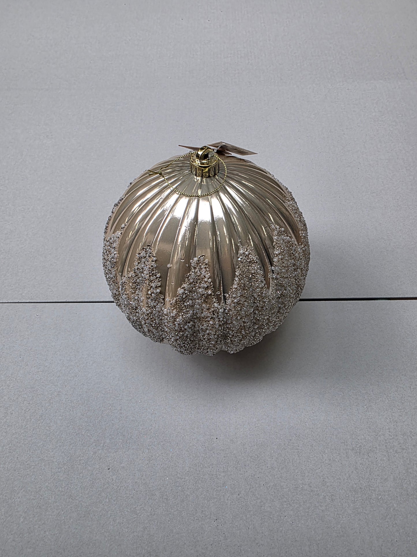 Bauble Oval Pattern Gold 20cm