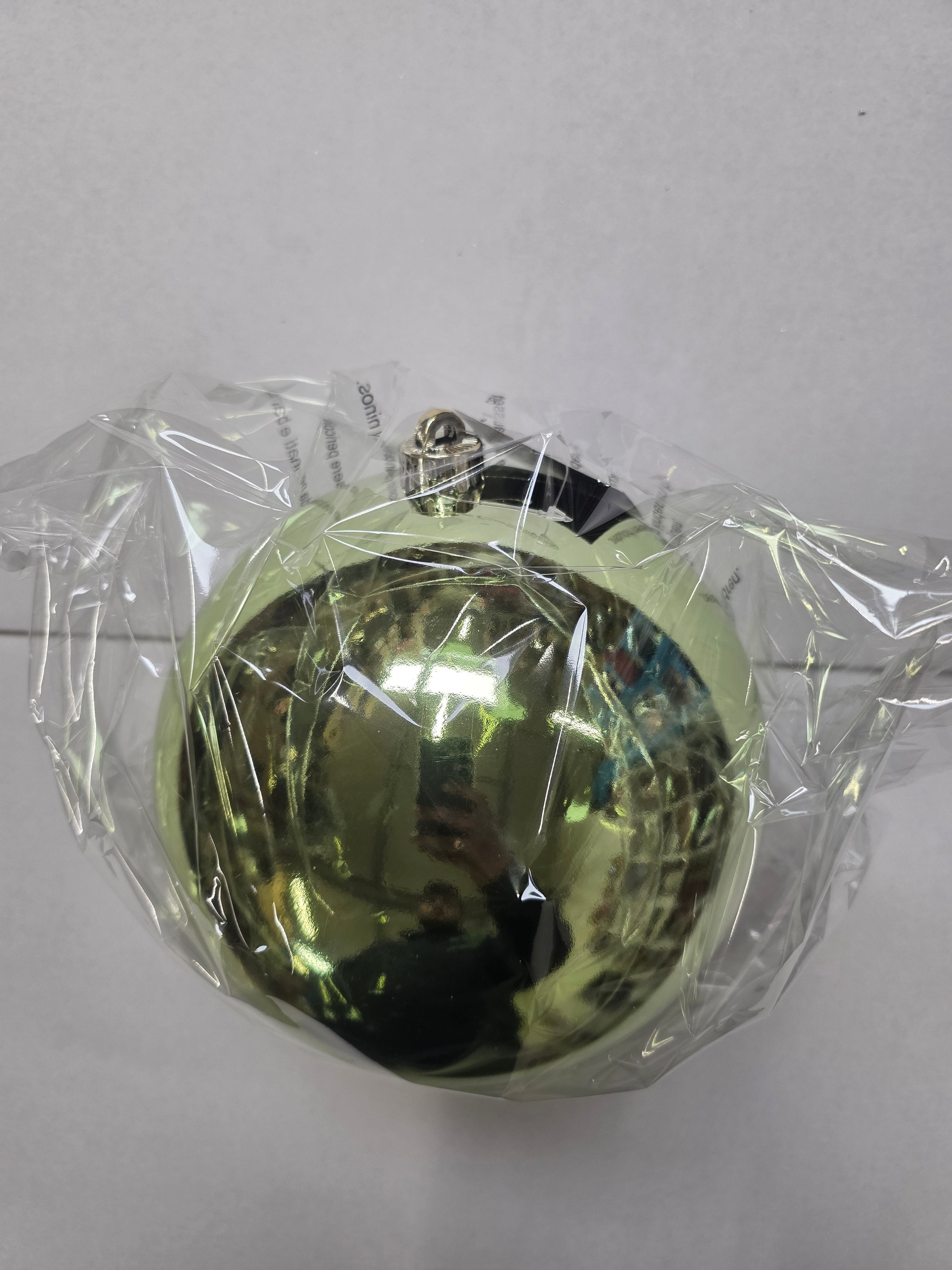 Bauble Unbreakable 20cm Shiny Light Green