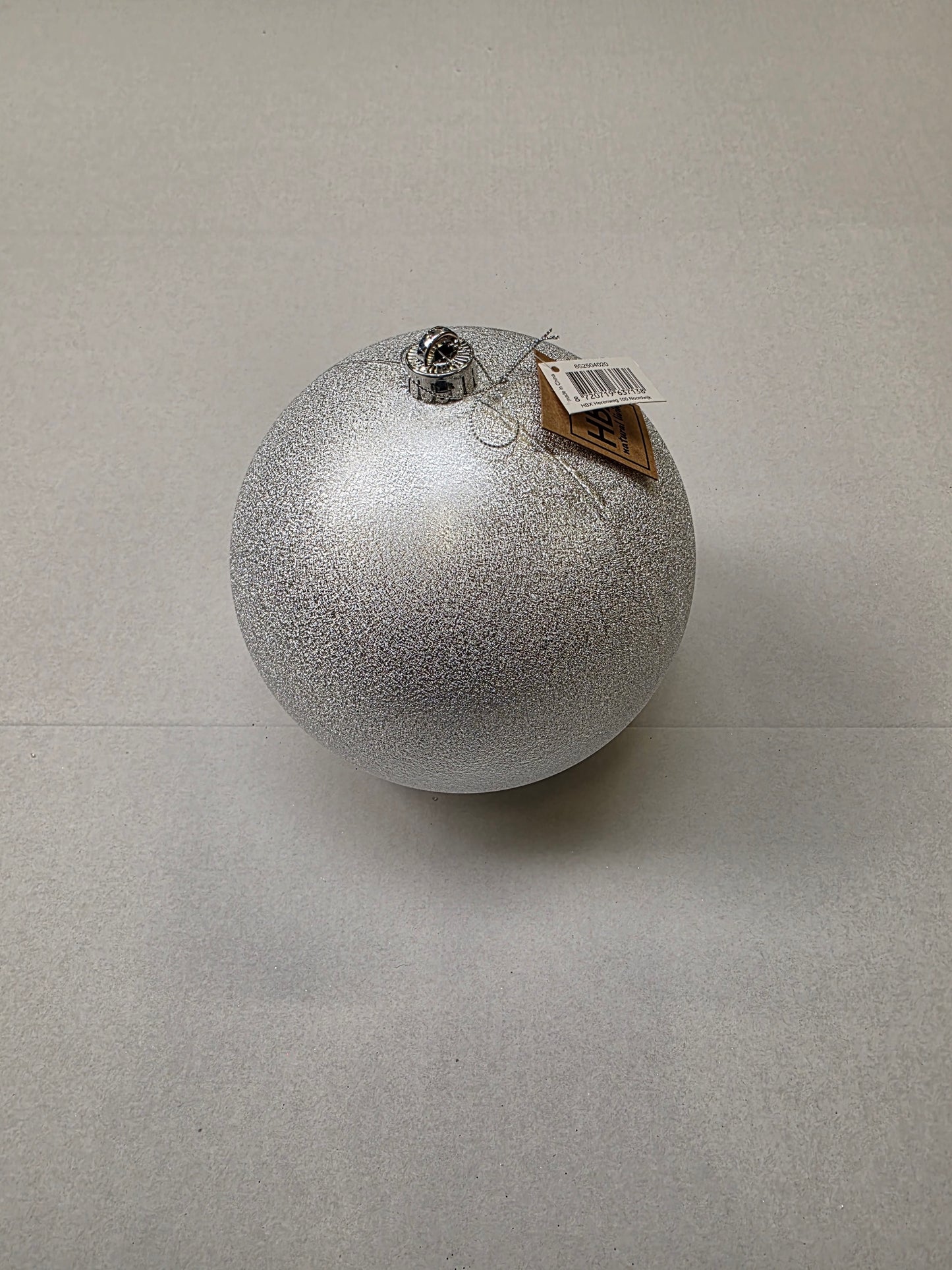 Bauble Unbreakable White 20cm