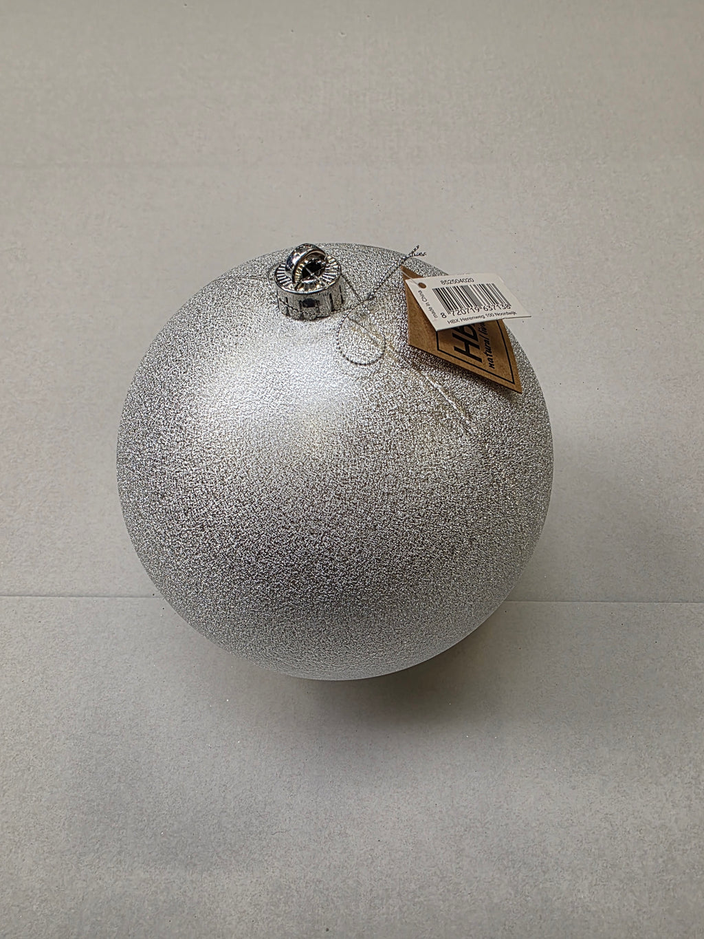 Bauble Unbreakable White 20cm