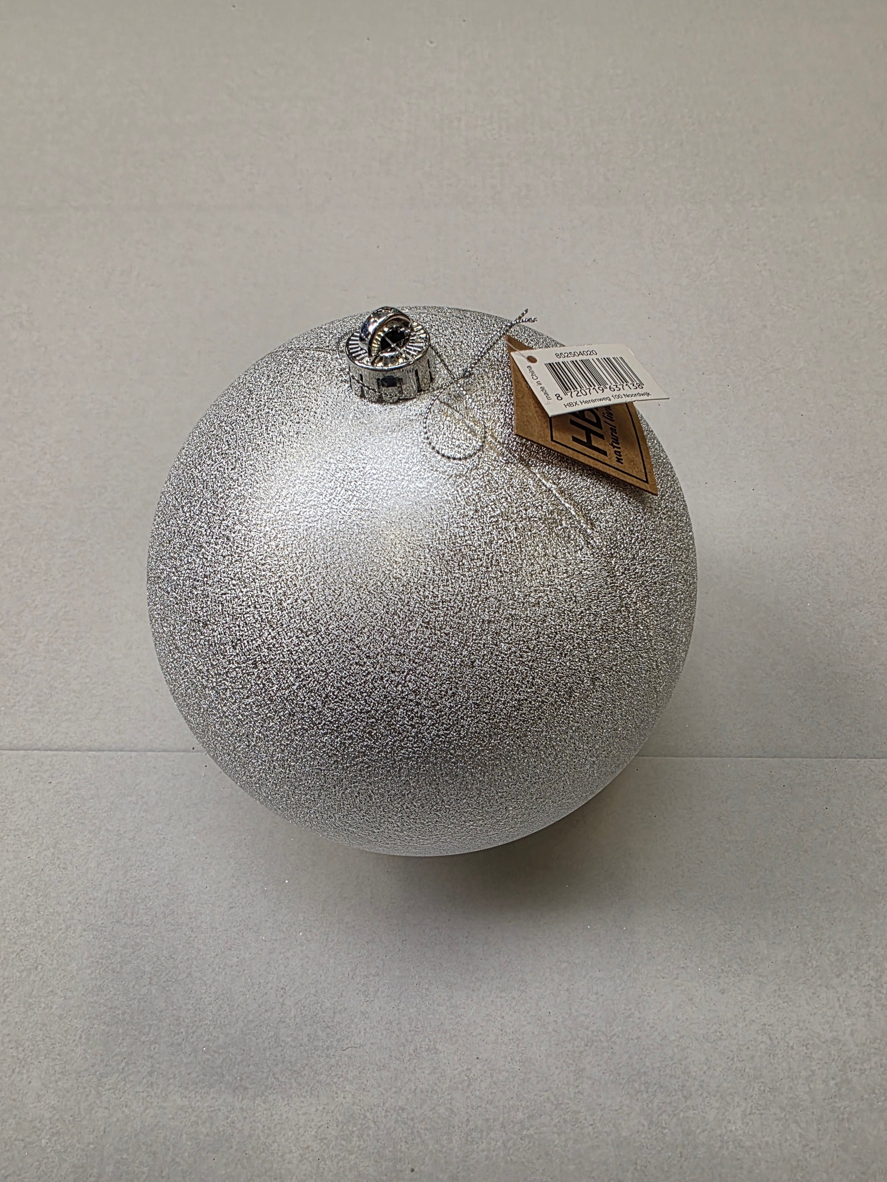 Bauble Unbreakable White 20cm