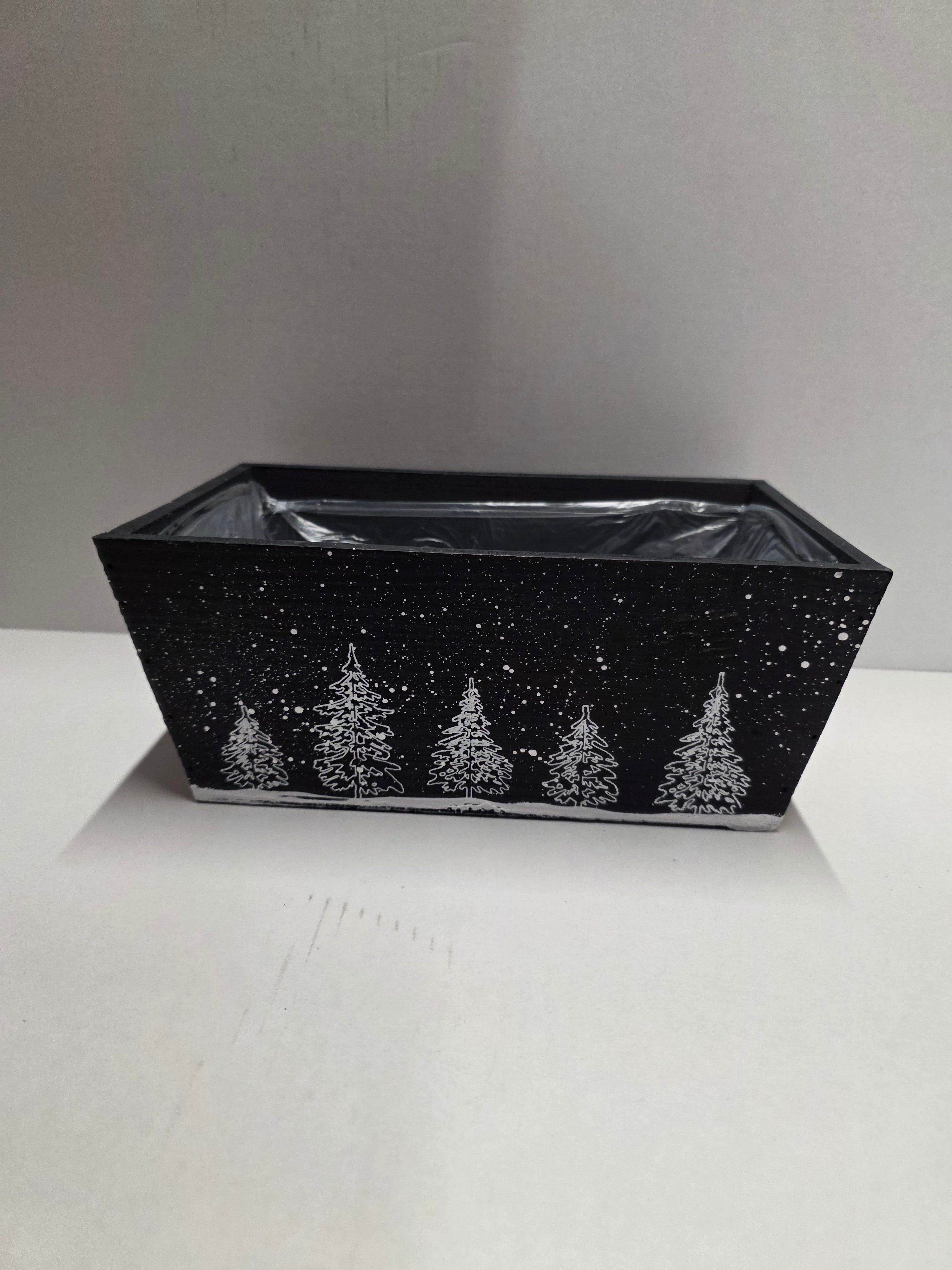 Wooden Winter Trough 28x18cm