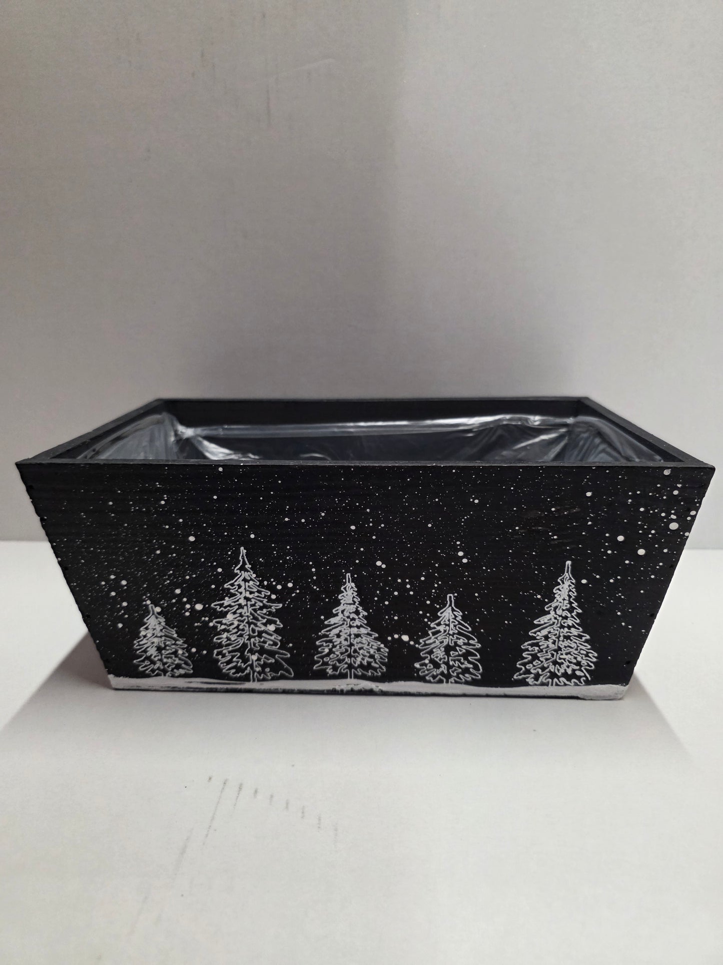 Wooden Winter Trough 28x18cm