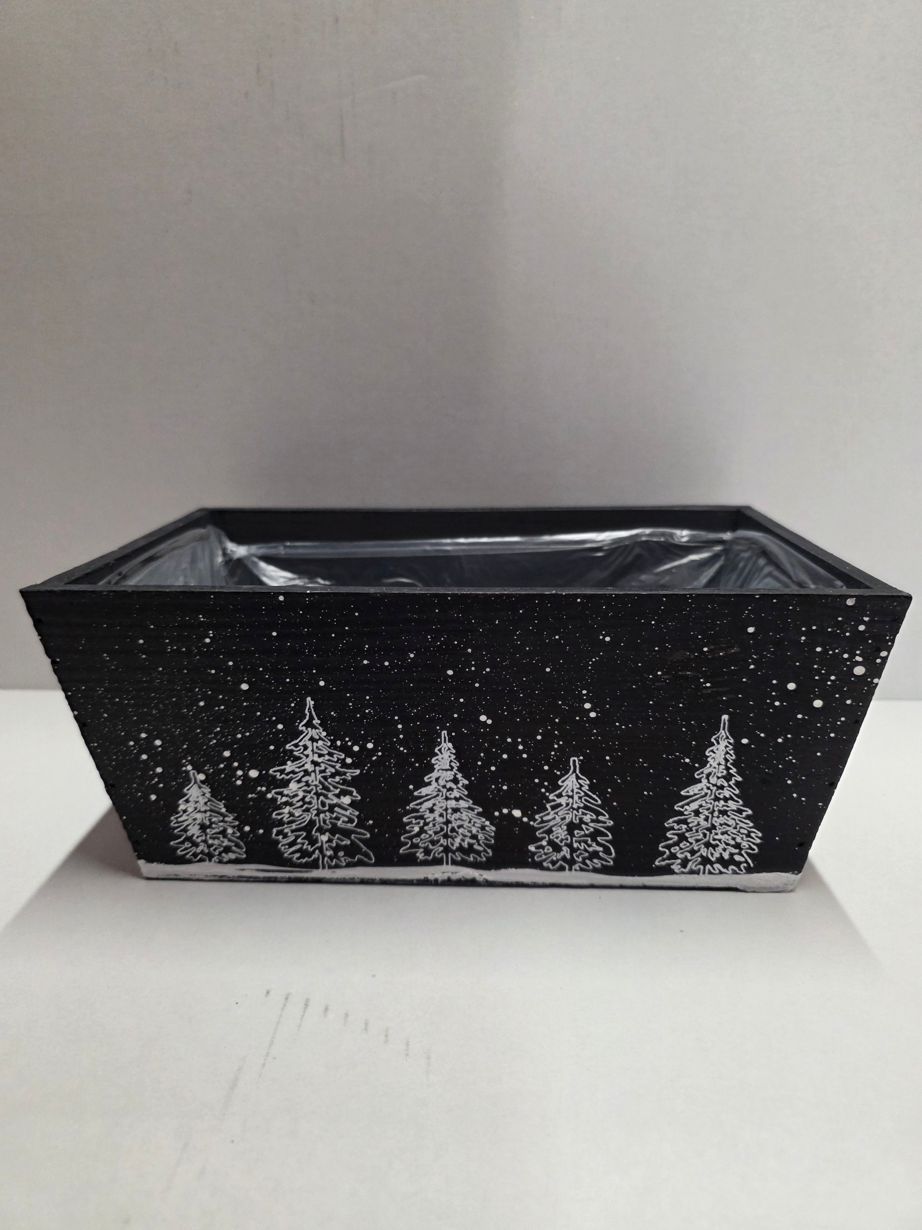Wooden Winter Trough 28x18cm