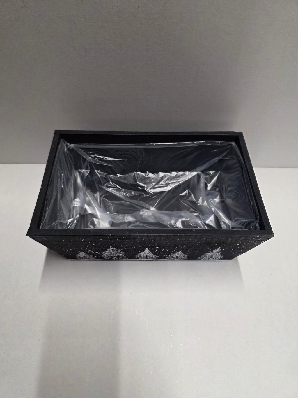 Wooden Winter Trough 28x18cm