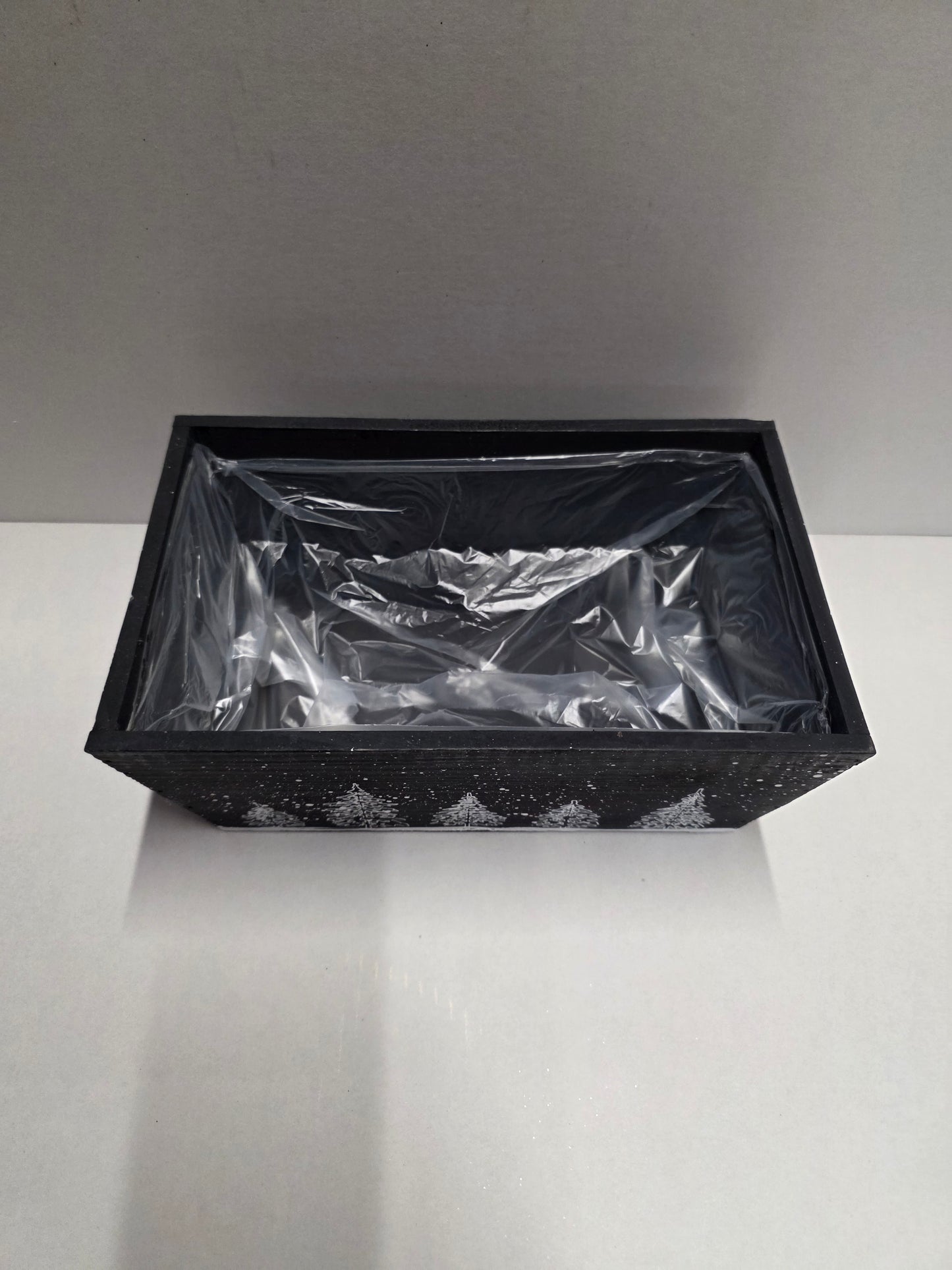 Wooden Winter Trough 28x18cm