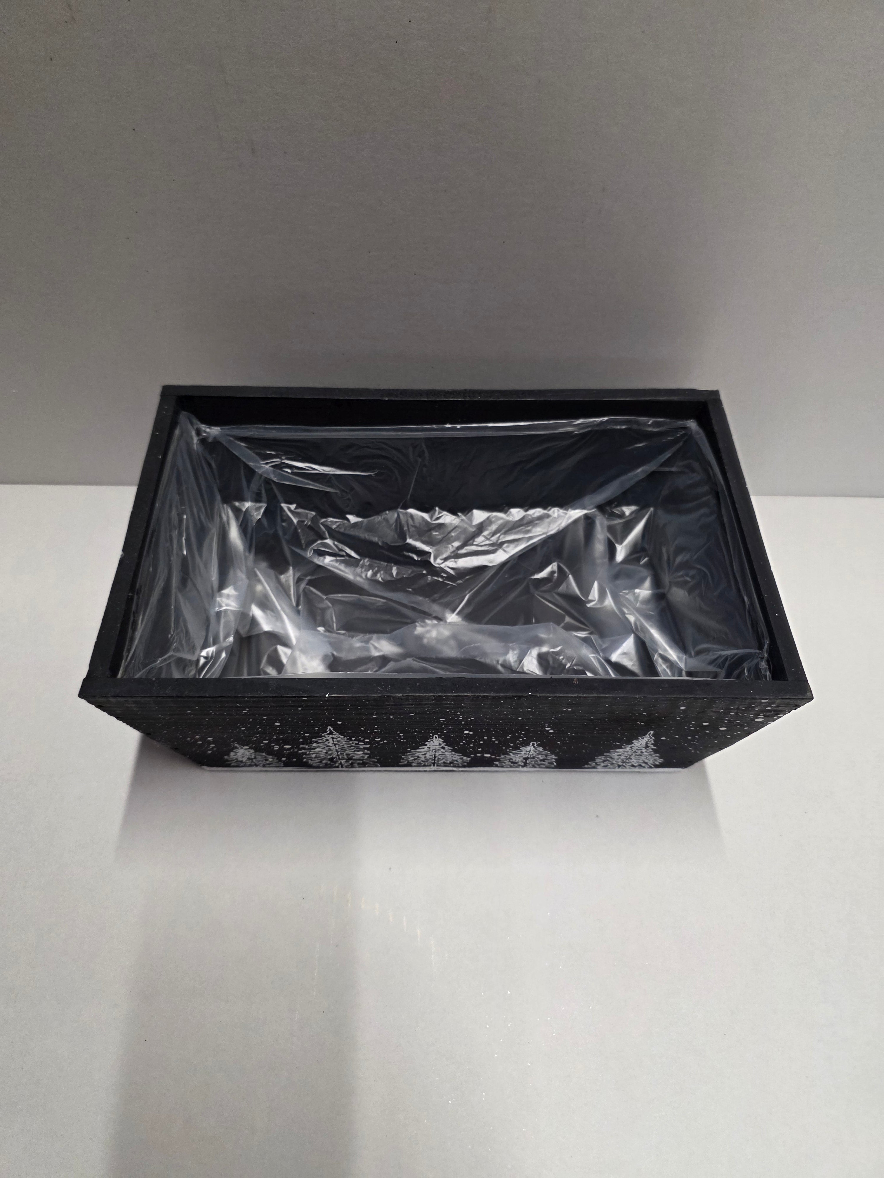 Wooden Winter Trough 28x18cm