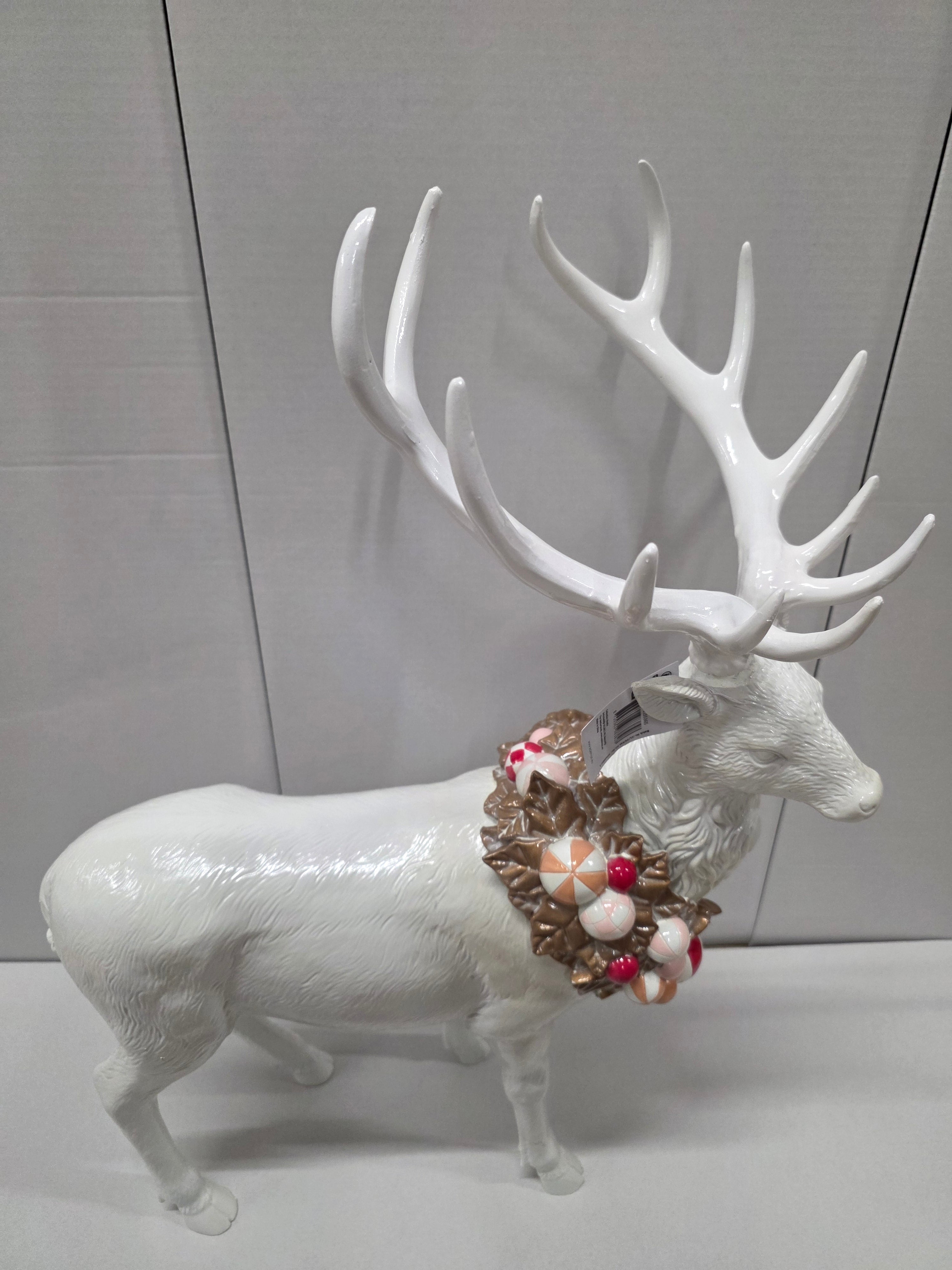 Deer White