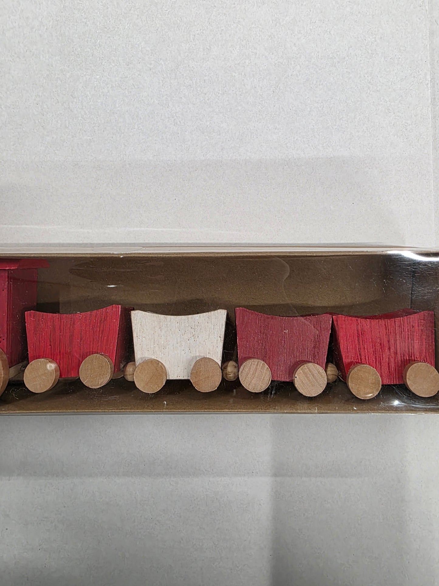 Wooden Train With Pots Red 35cm