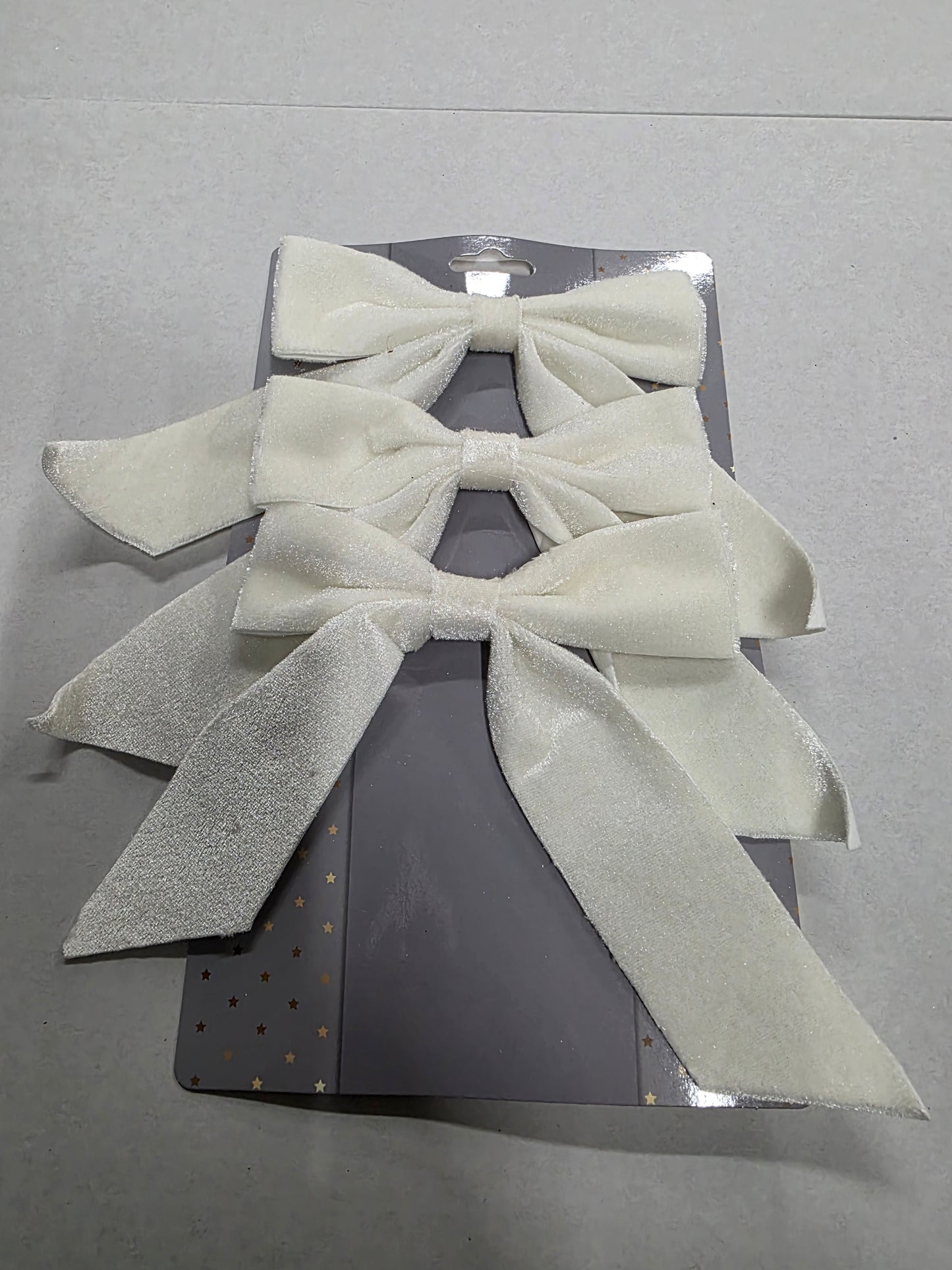Bow Set Of 3 Ivory 15cm