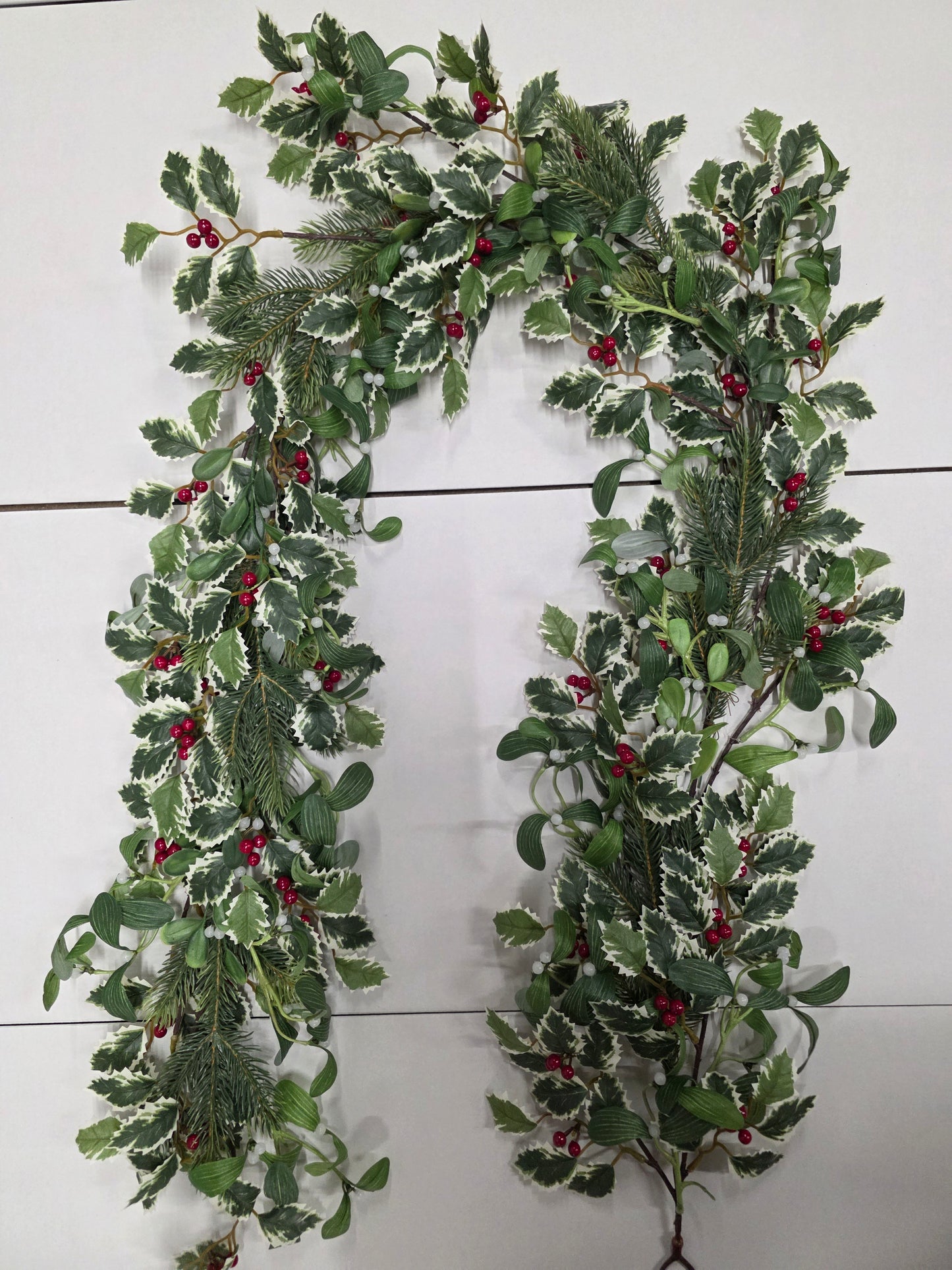 Garland Holly & Mistletoe 180cm
