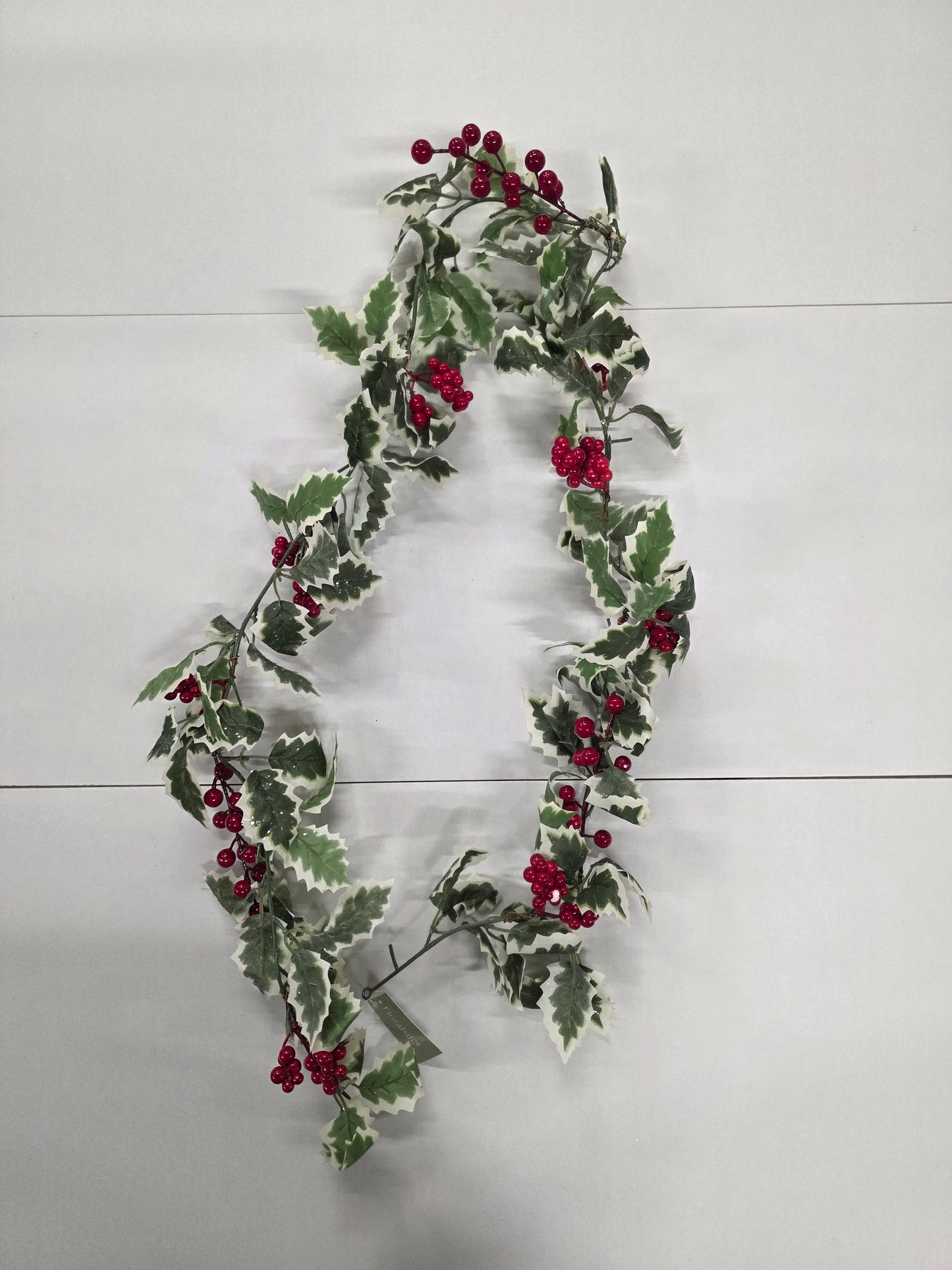 Garland Holly Varigated 183cm