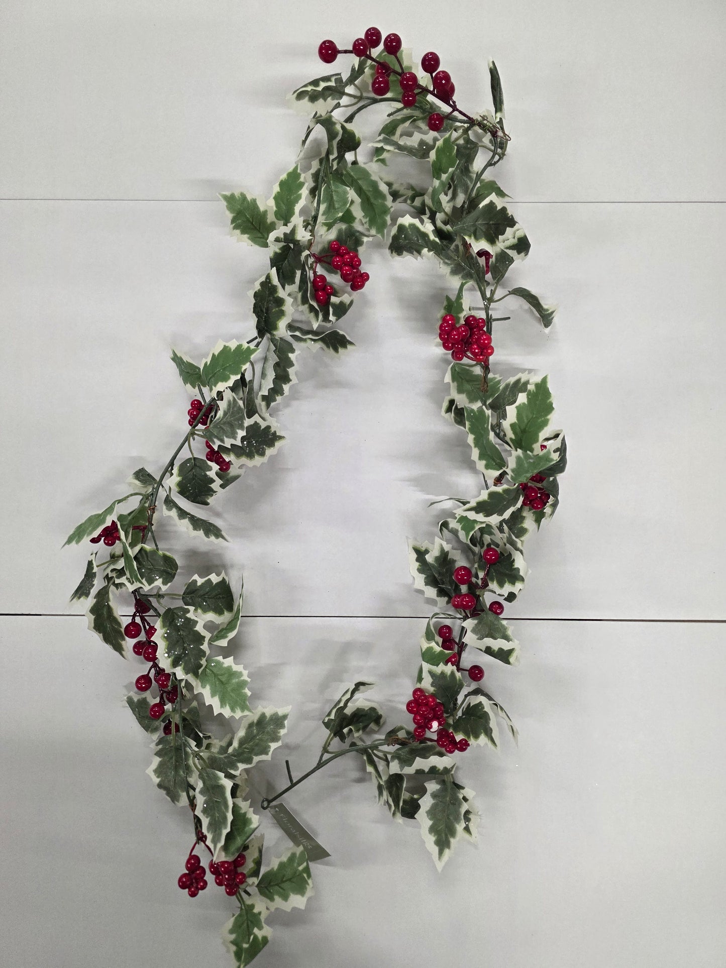 Garland Holly Varigated 183cm