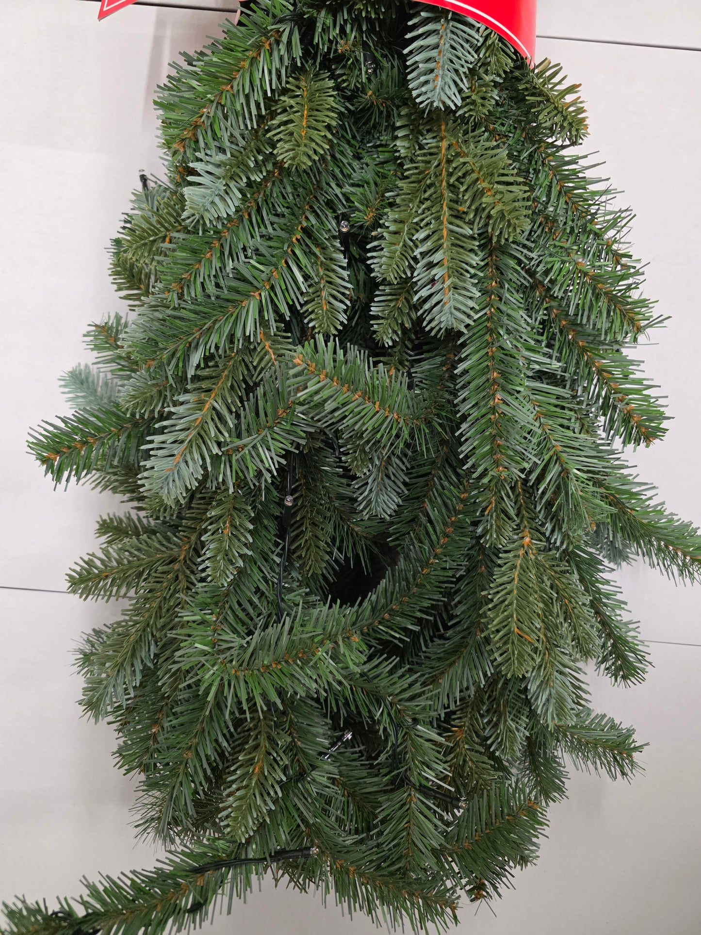 Garland L E D Blue Spruce 275cm