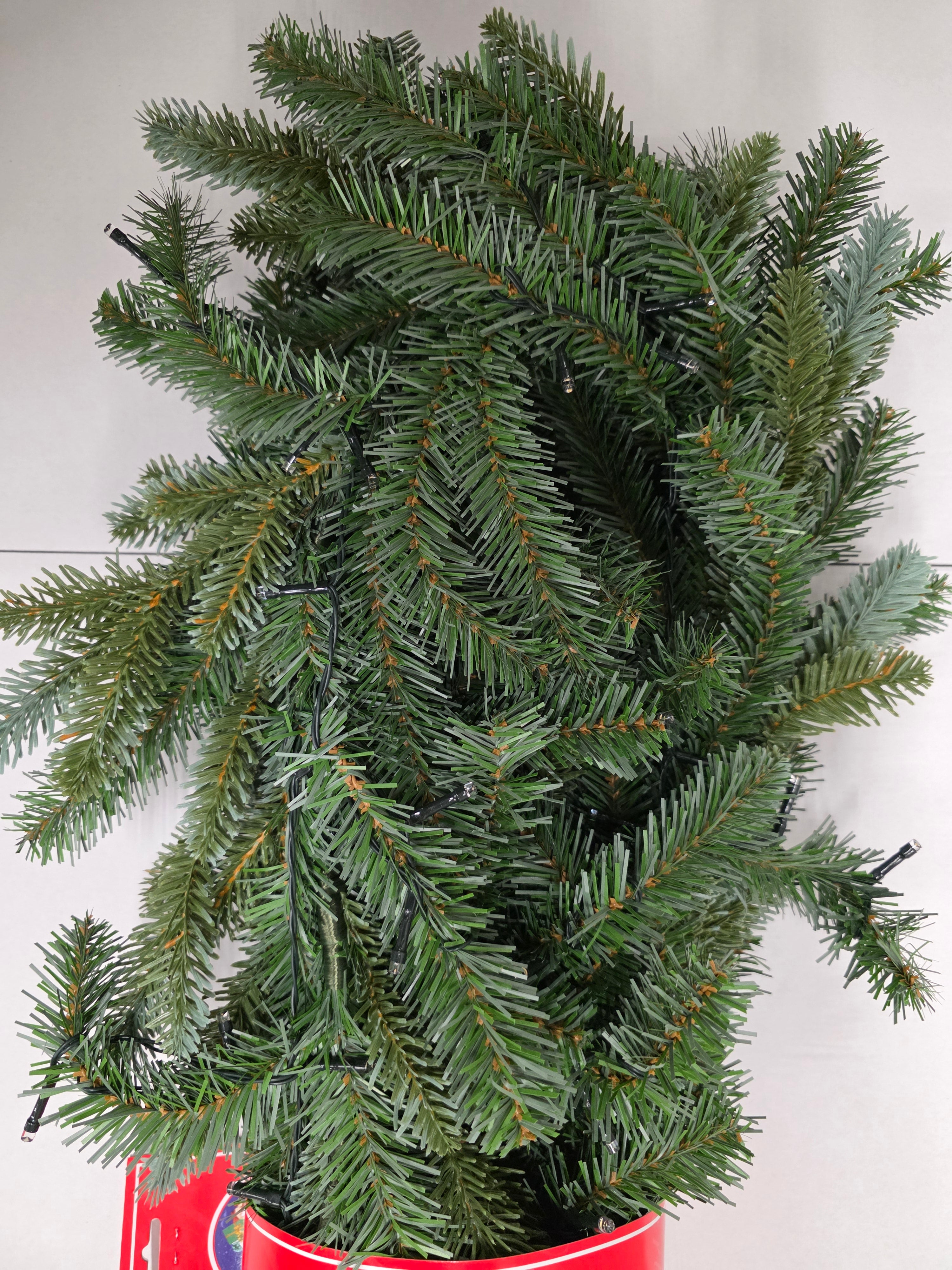 Garland L E D Blue Spruce 275cm