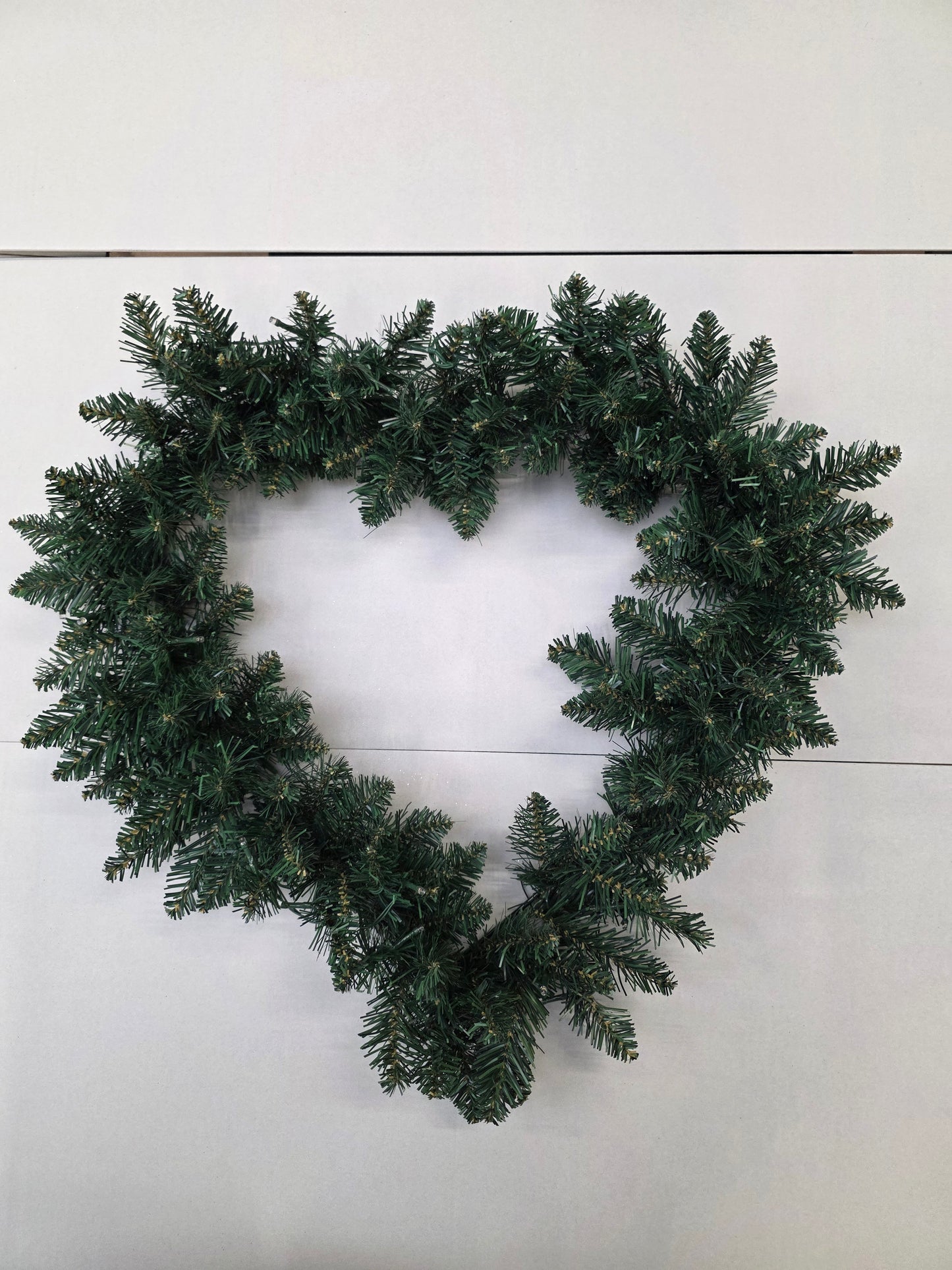Wreath Heart L E D Green 60cm