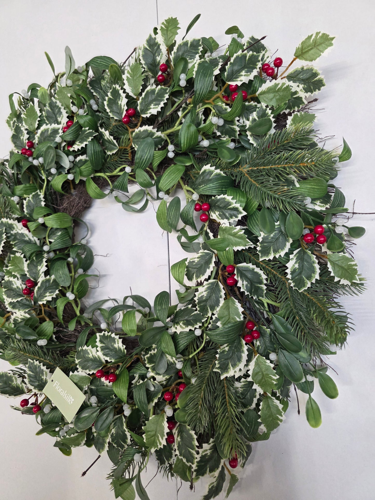 Wreath Holly Mistletoe 60cm