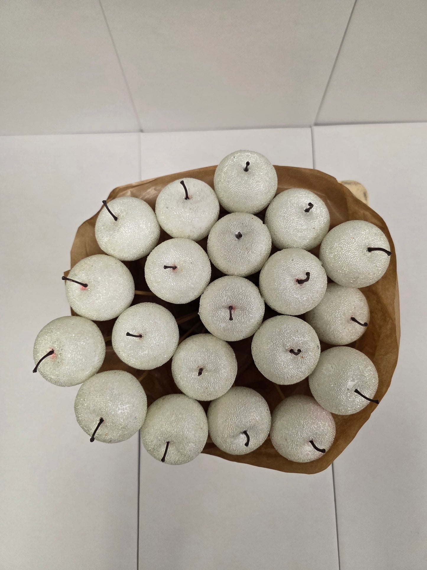 Dried Appel Ice White