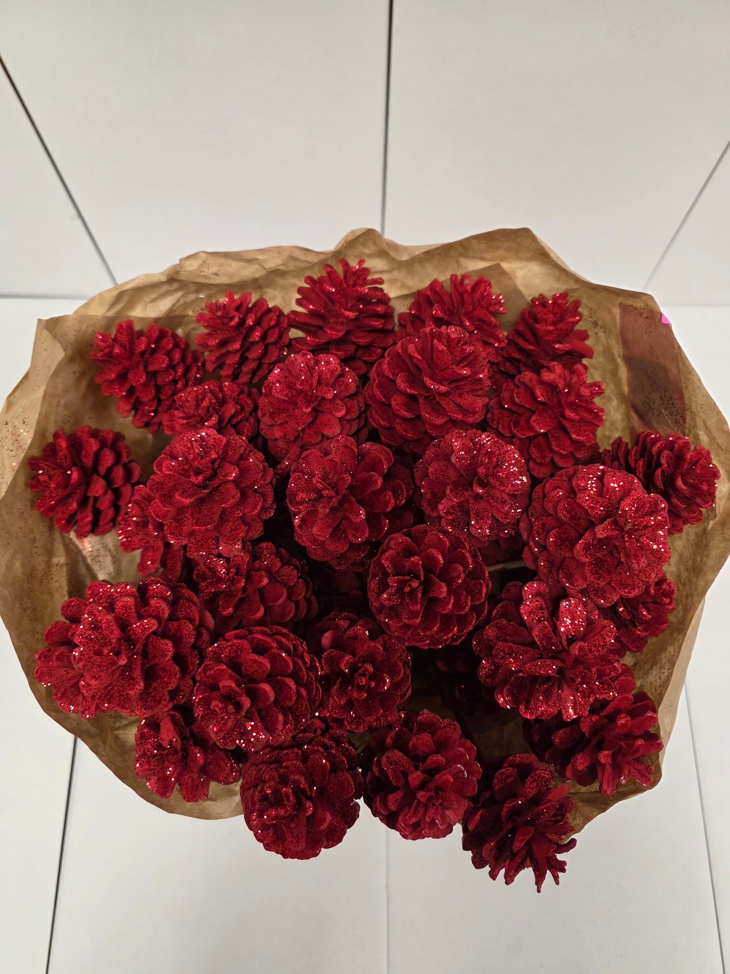 Dried Pine Cone Red Glitter