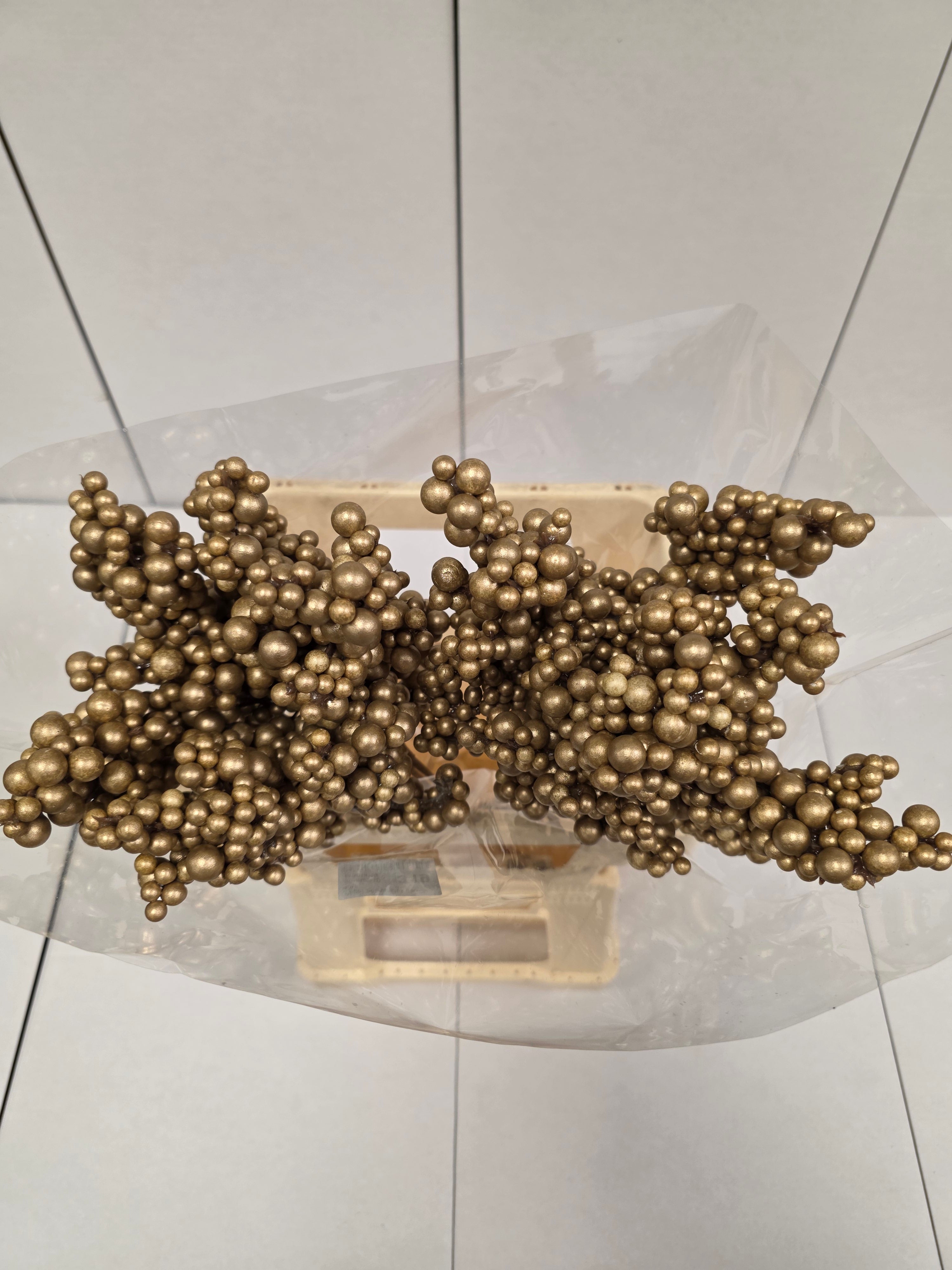 Peper Bes Op Stok Goud