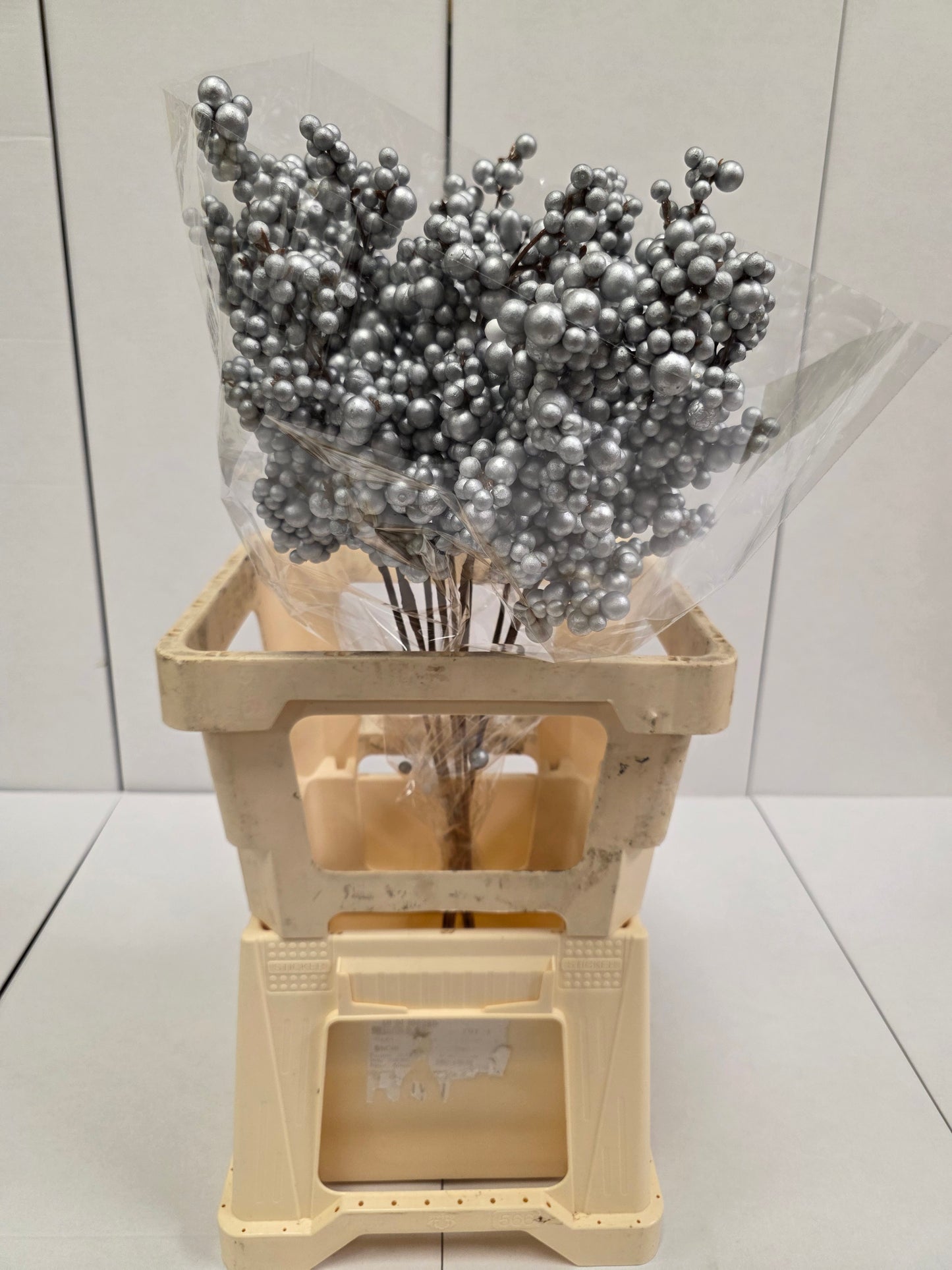 Peper Bes Op Stok Zilver