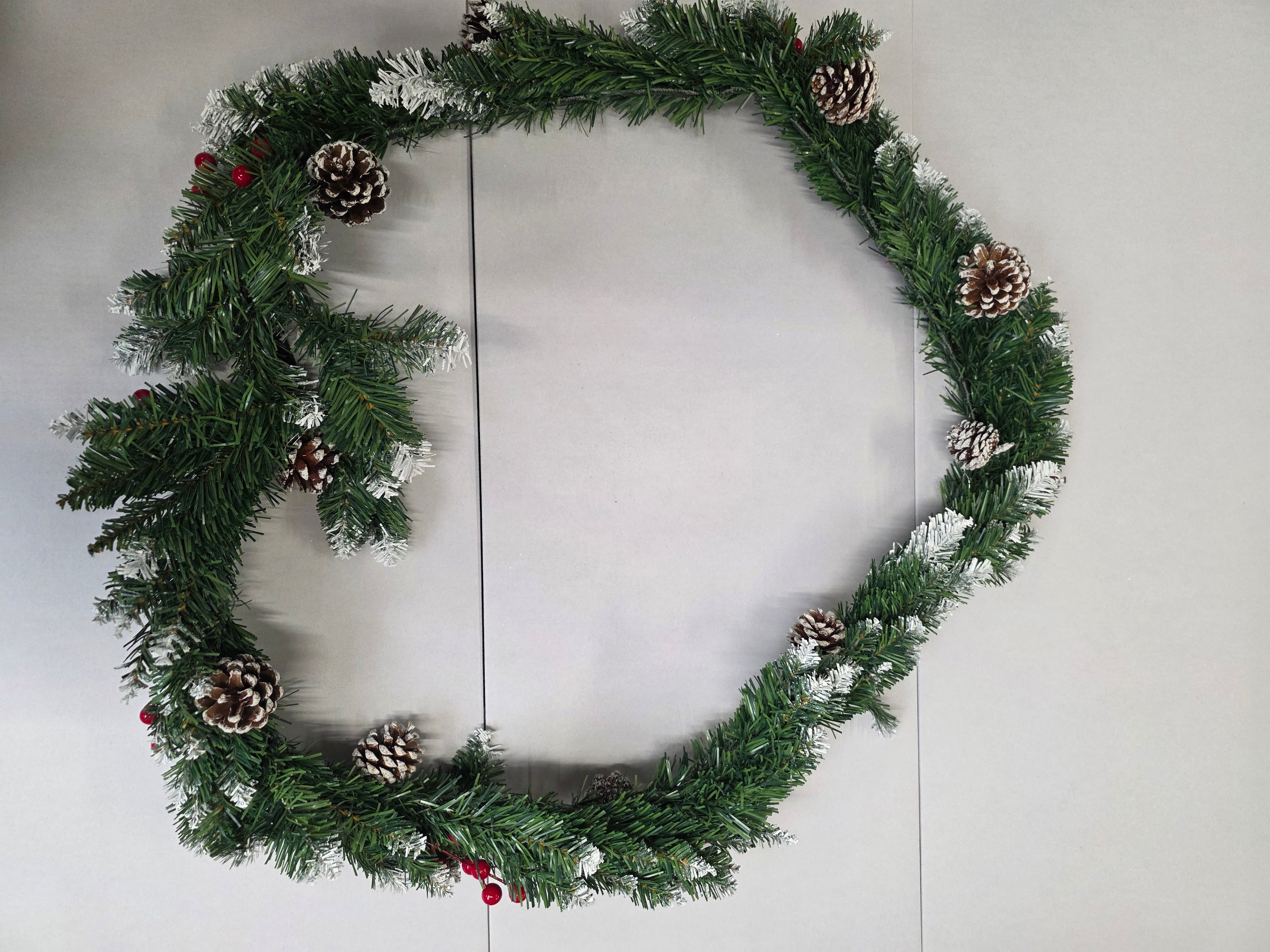 Garland Berry And Cones 200cm