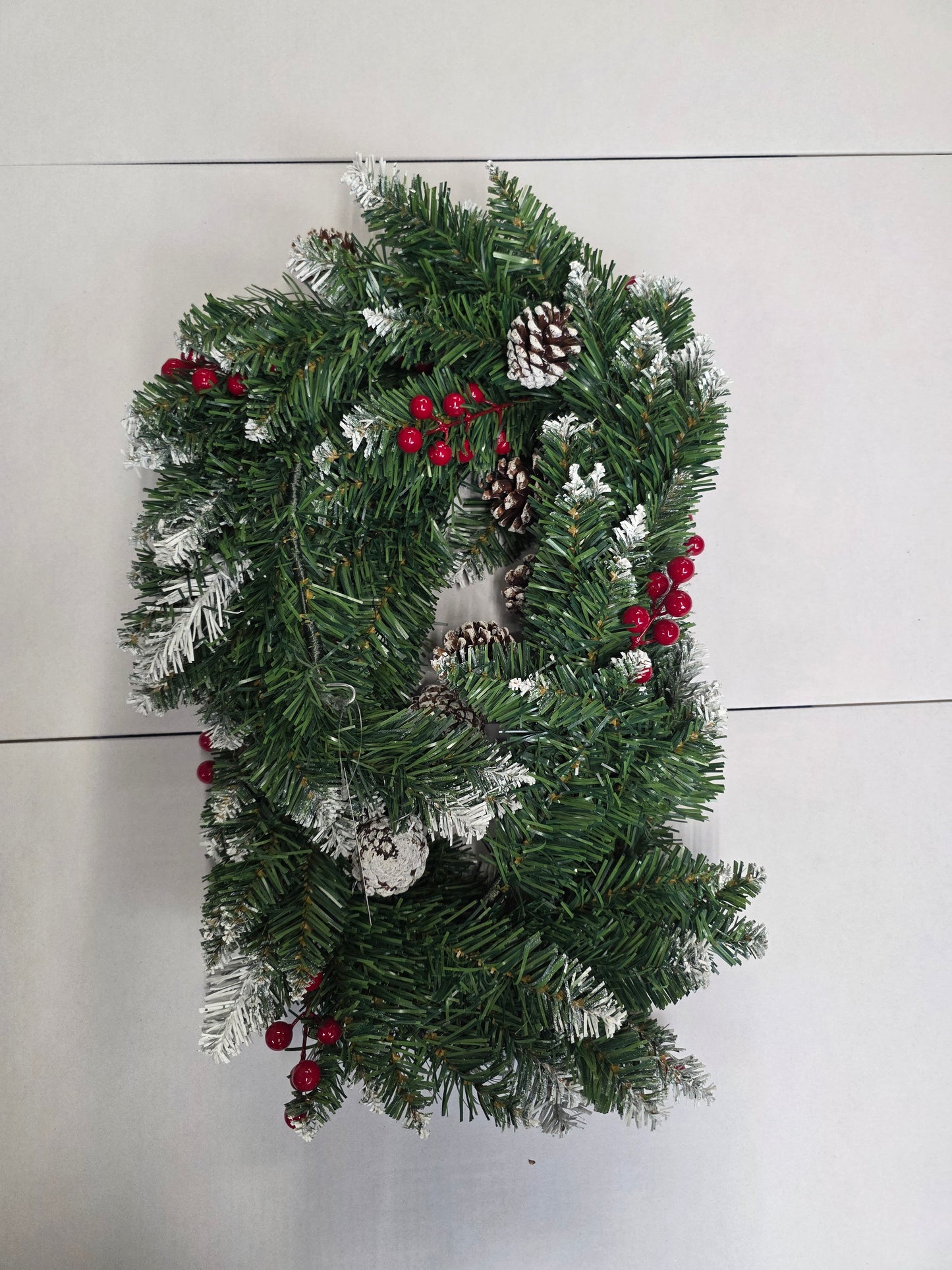 Garland Berry And Cones 200cm