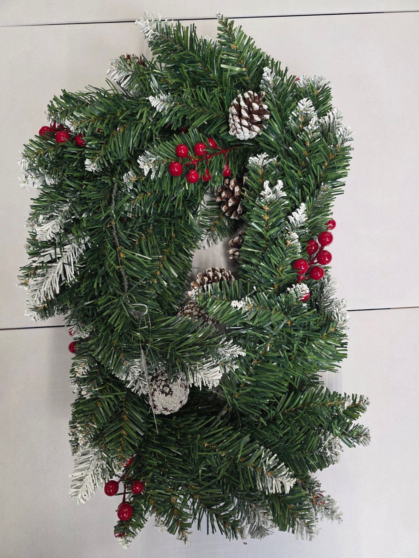 Garland Berry And Cones 200cm
