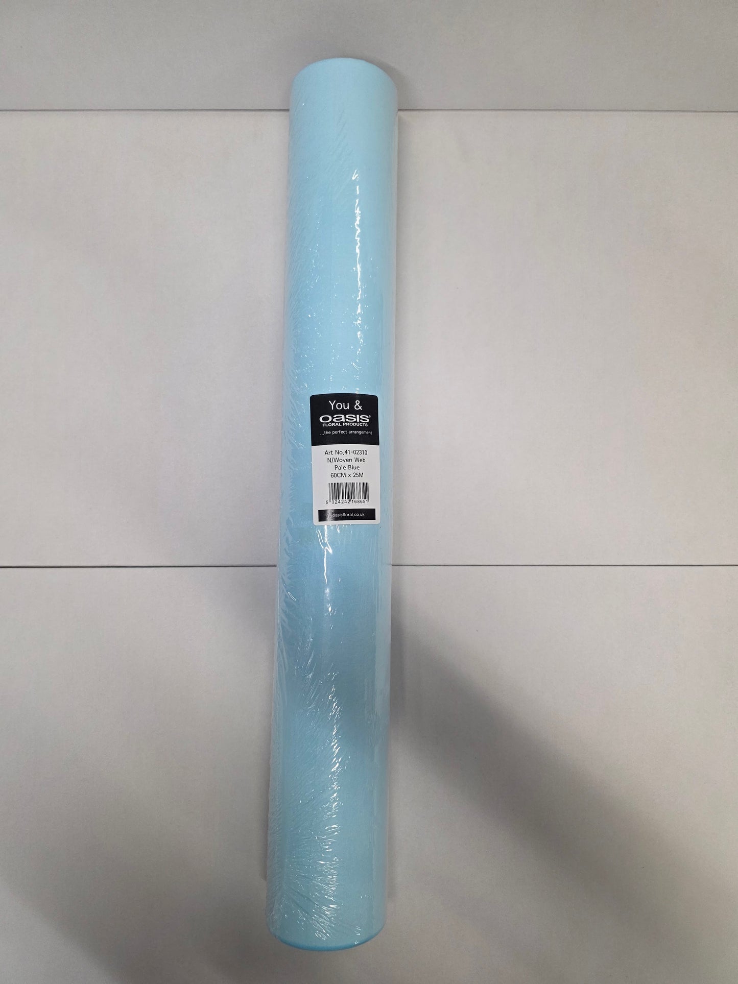 Non Woven Web Wrap Pale Blue