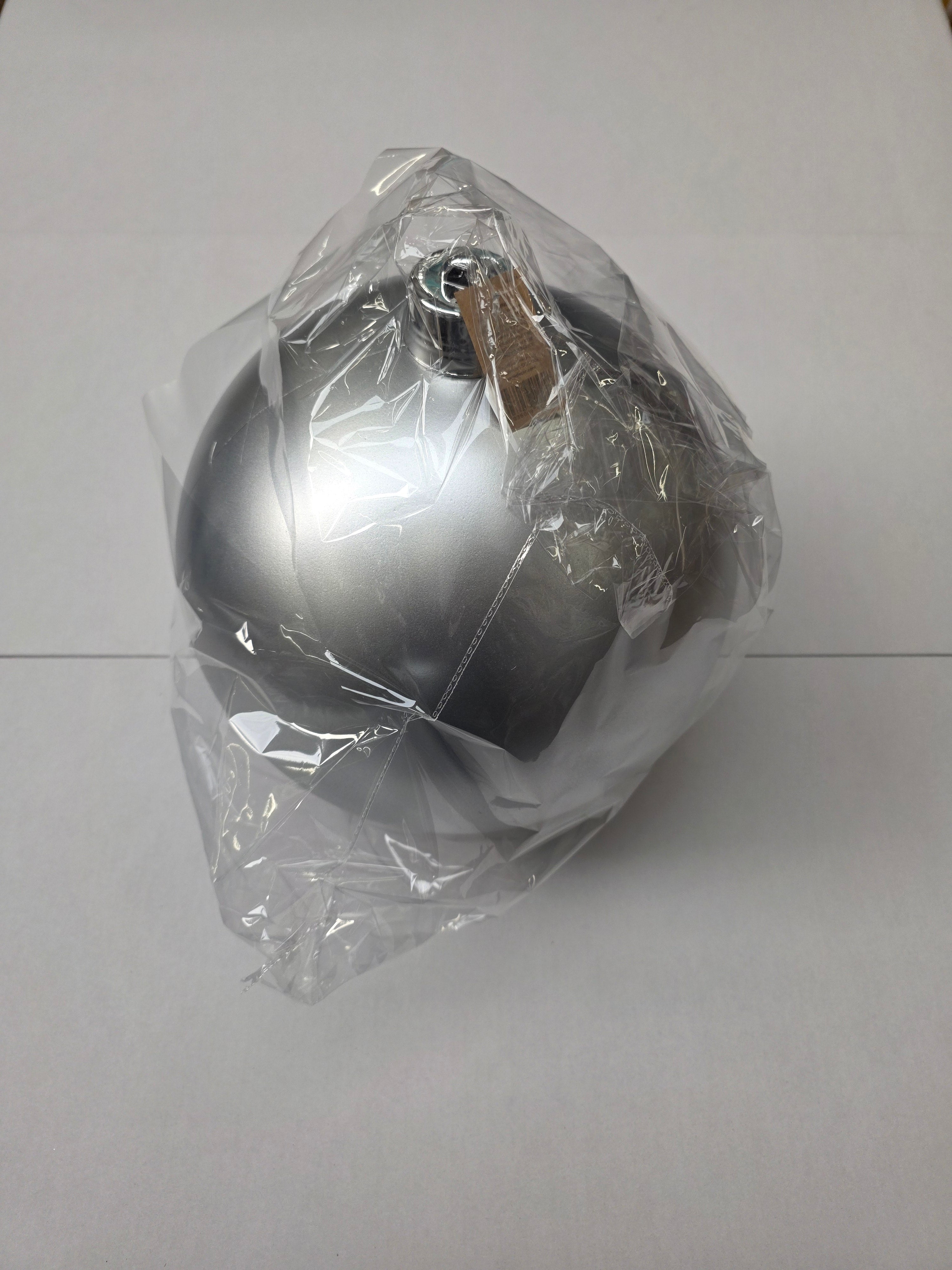 Bauble Unbreakable 30cm Matt Silver X1