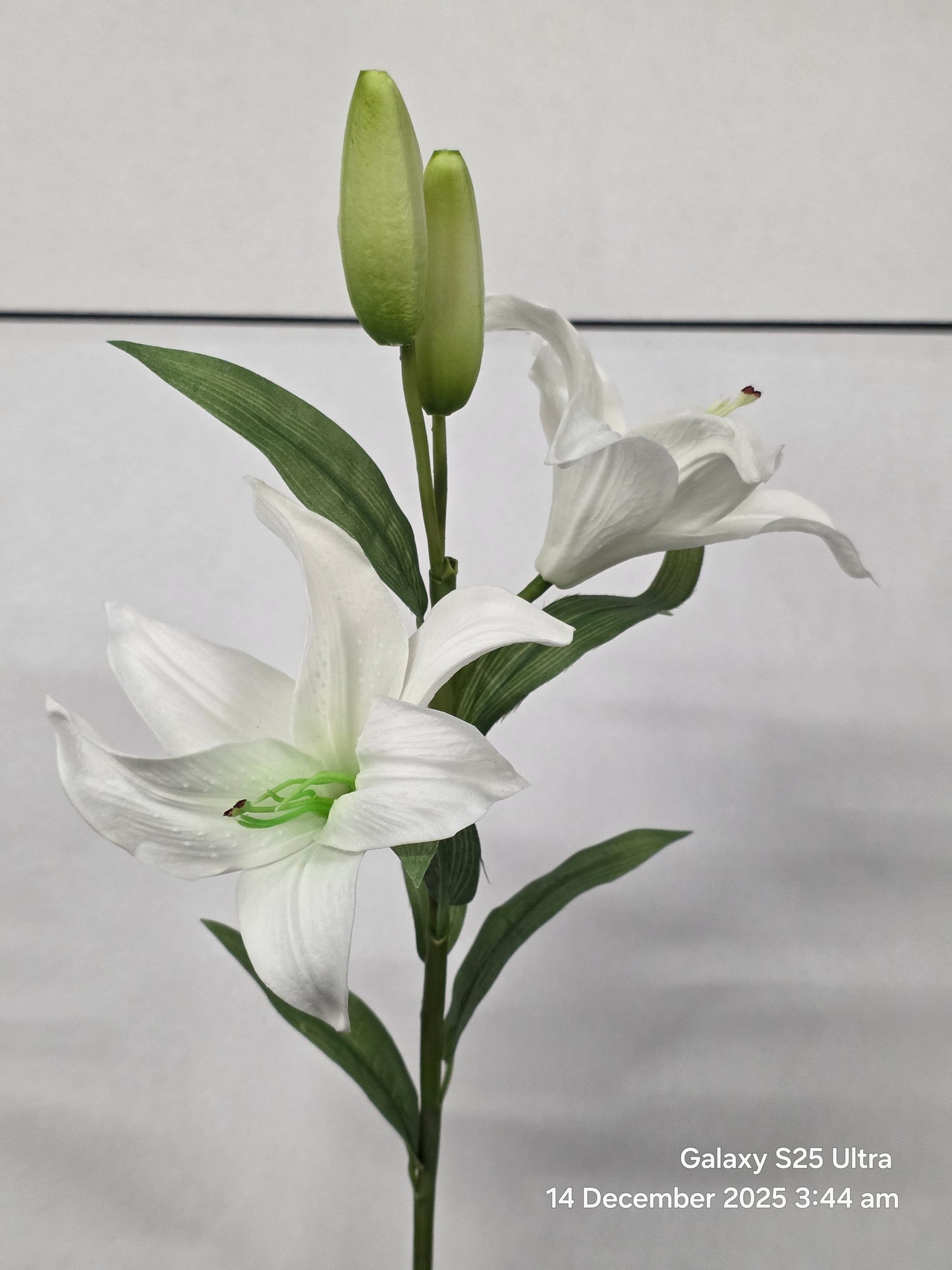 Artificial Lily Spray Real Touch White