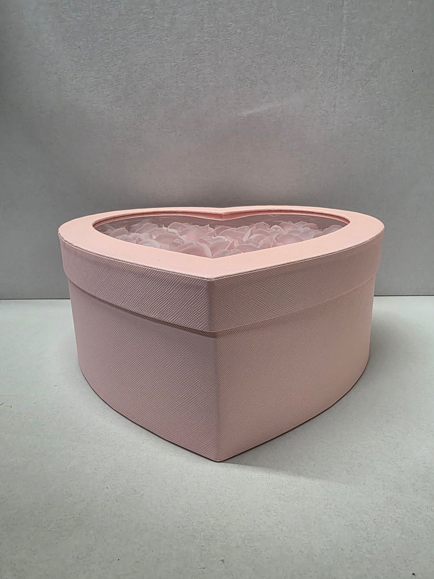 Artificial Heart Rose Box Pink 27x24x11.5cm