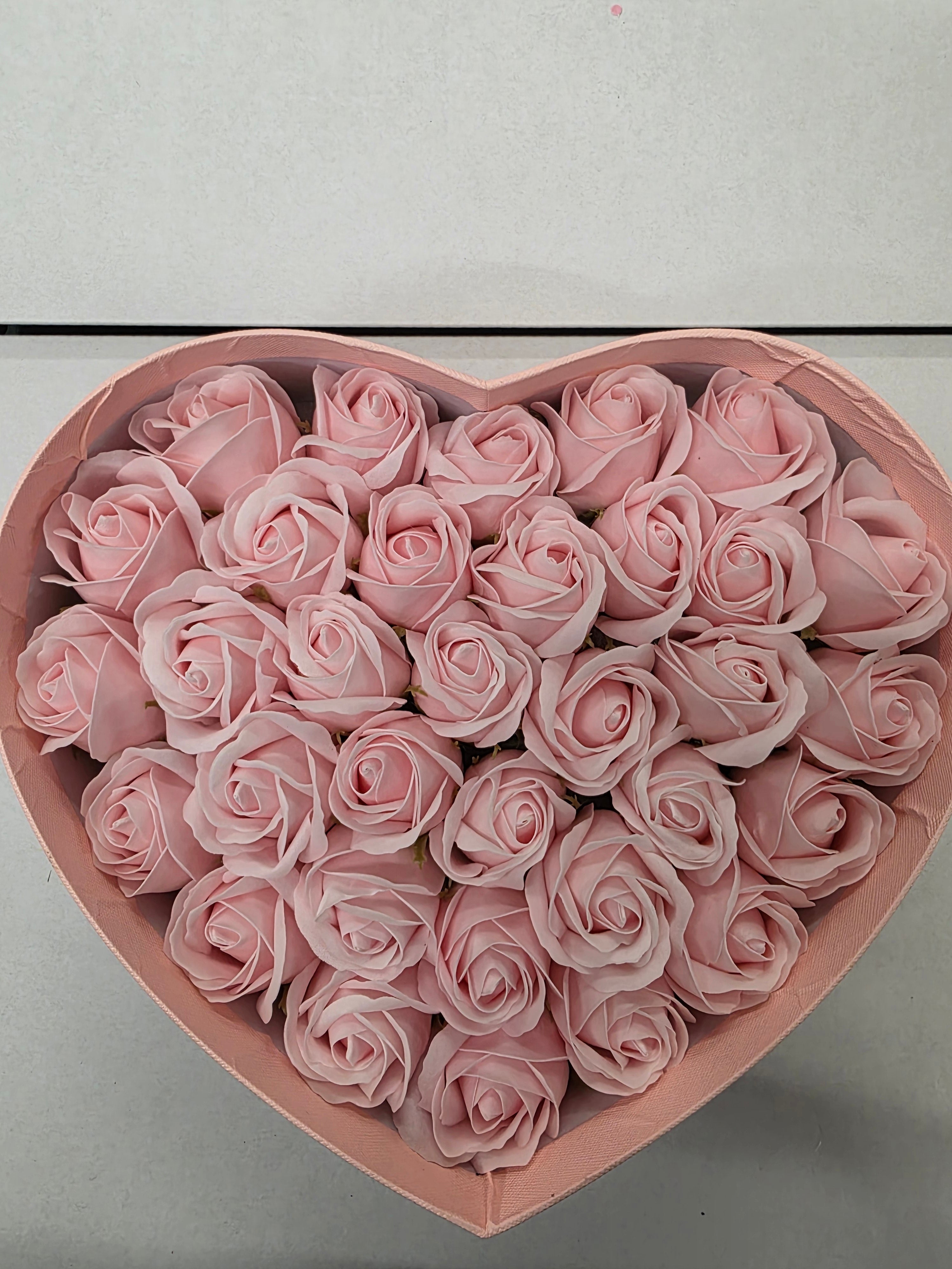 Heart Rose Box Pink 27x24x11.5cm