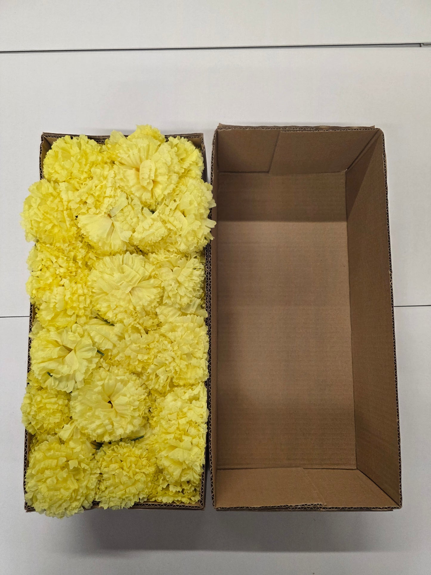 Artificial Carnation Pick Box Yellow X144