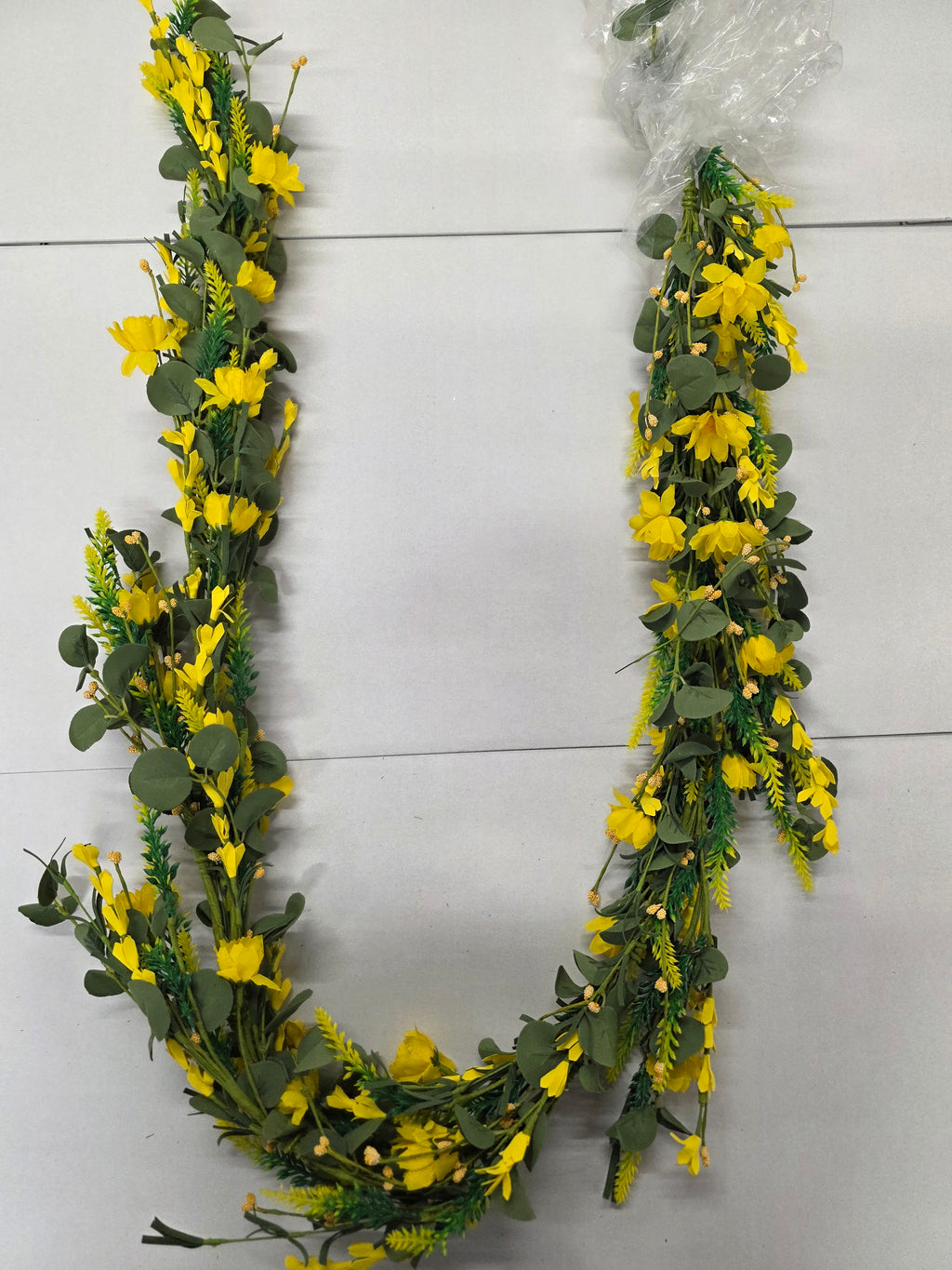 Artificial Garland Crown Daisy Foilage 180cm