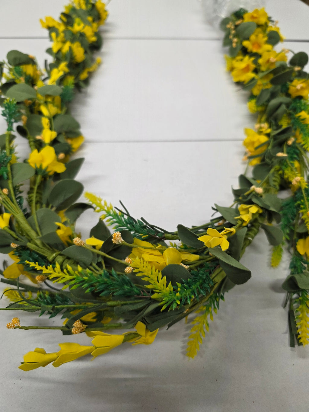 Artificial Garland Crown Daisy Foilage 180cm