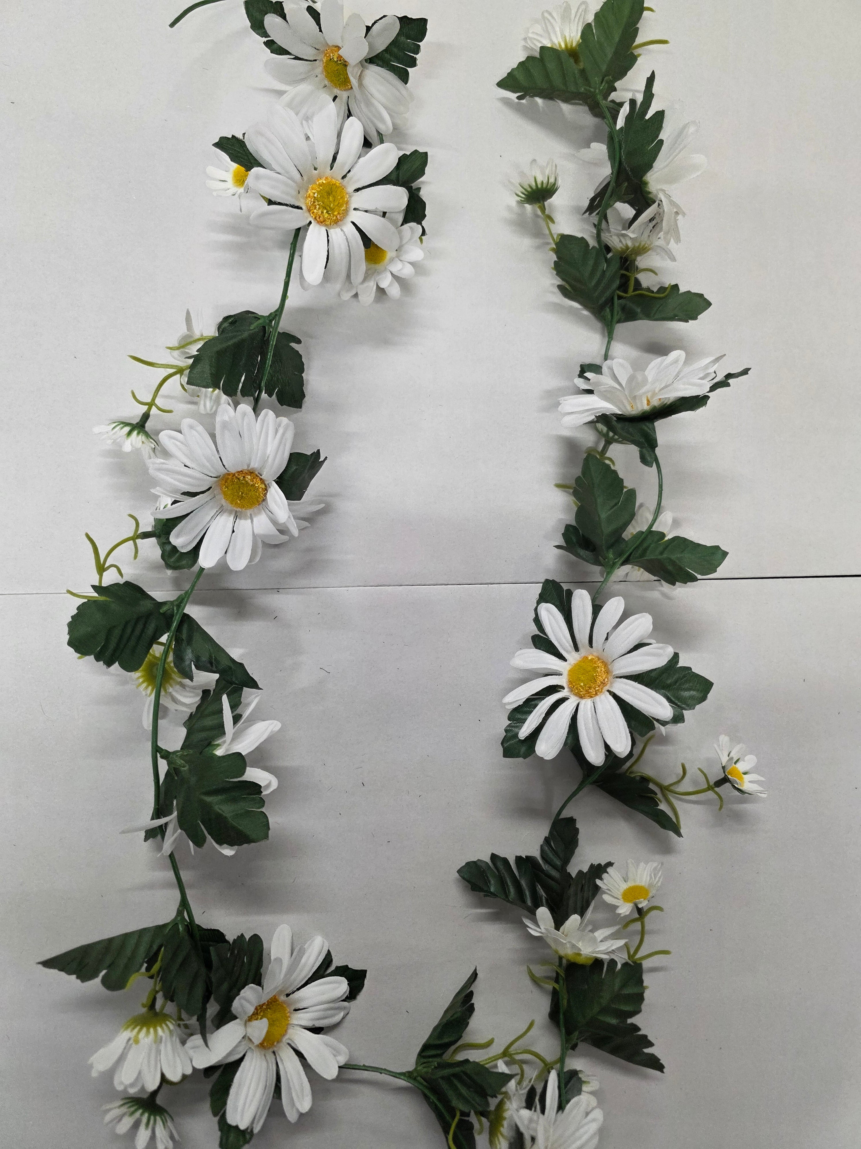 Artificial Garland Daisy