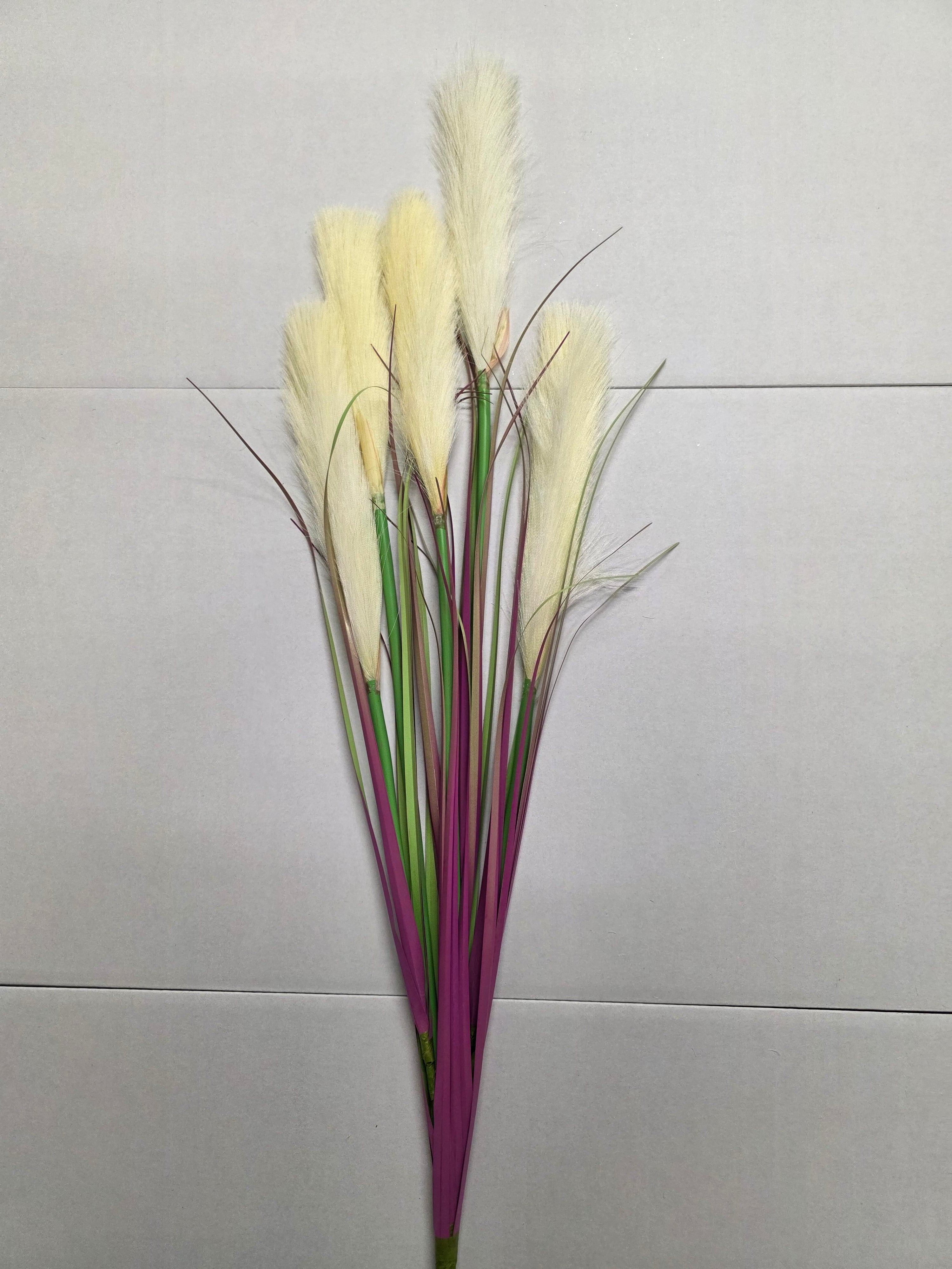 Artifical Pampas Grass