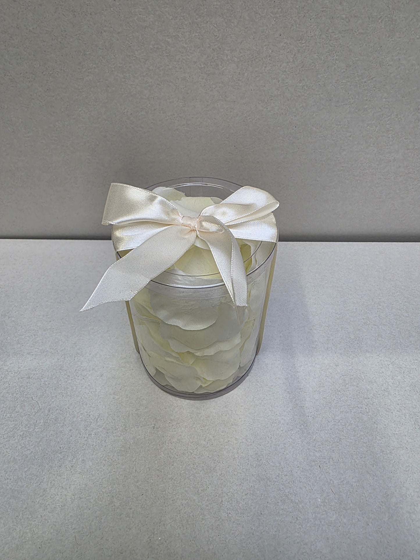 Artificial Rose Petal Box Ivory (pack of 3)