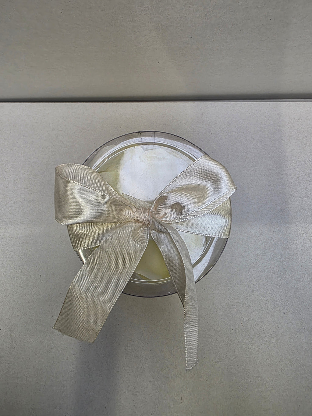 Artificial Rose Petal Box Ivory (pack of 3)