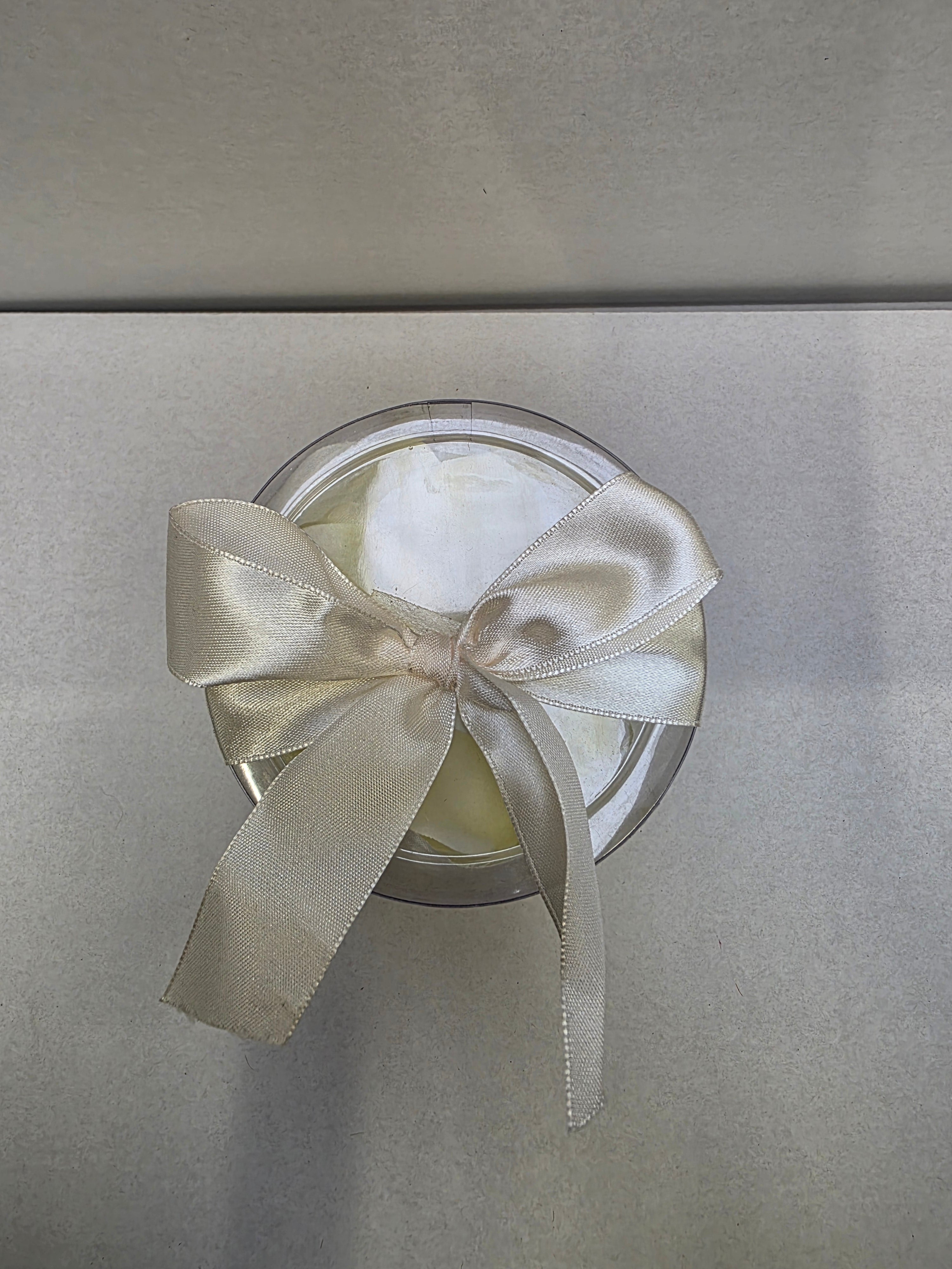 Artificial Rose Petal Box Ivory (pack of 3)