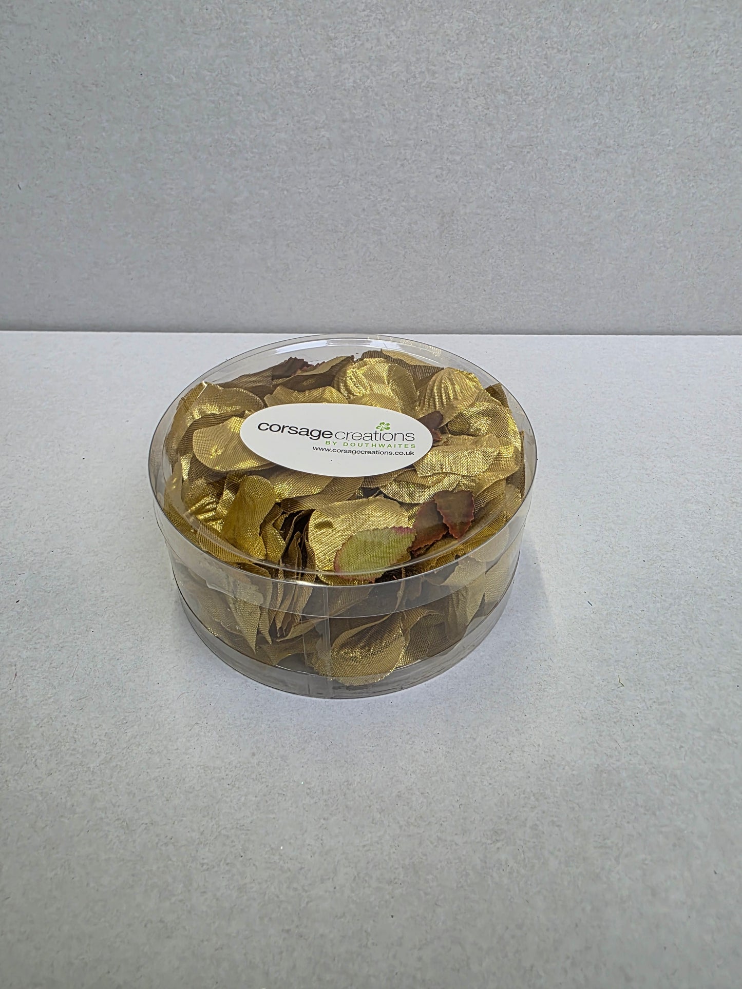 Artificial Rose Petals Met Gold Box (PACK OF 2)